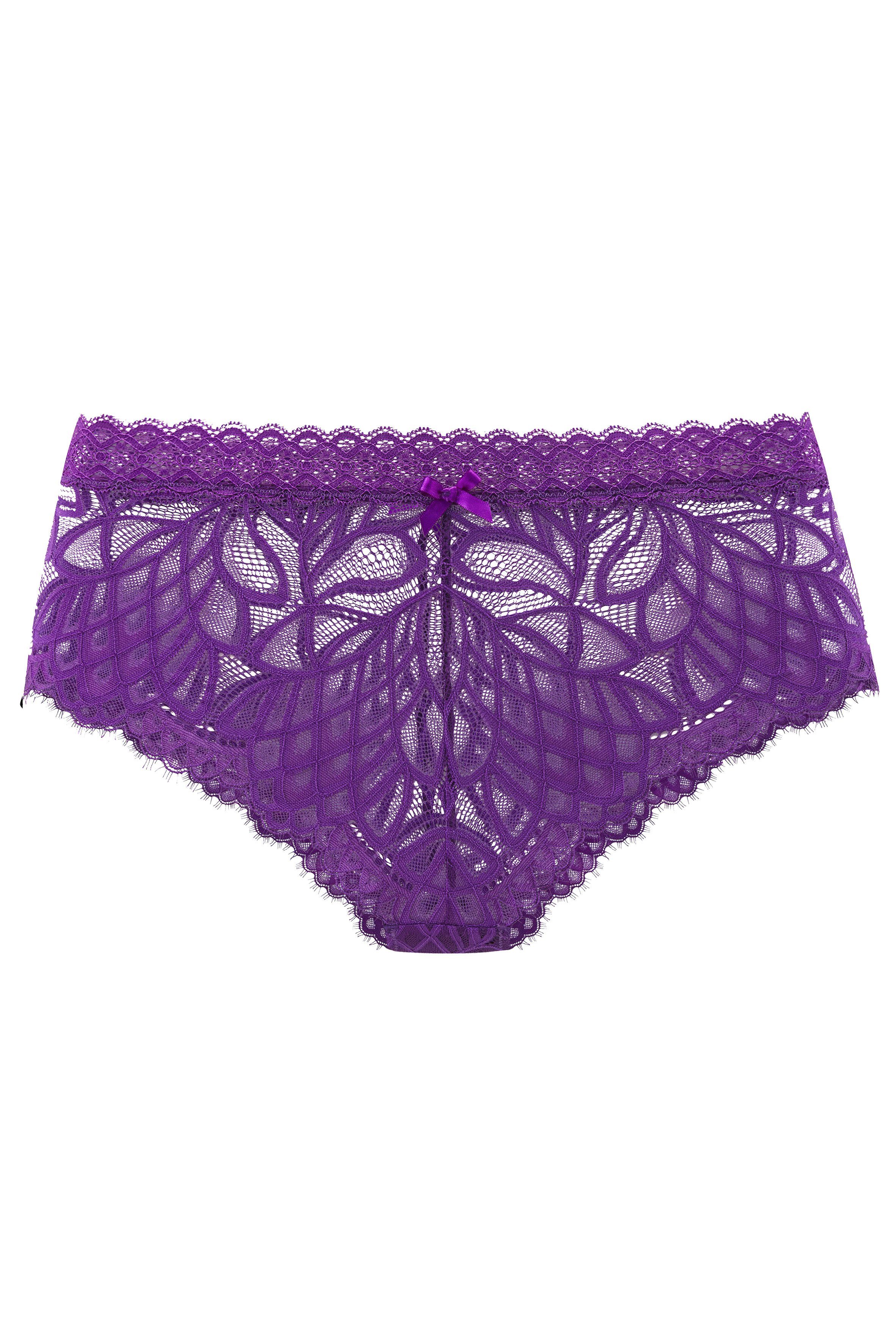 LASCANA Slip Cara aus dezent transparenter Spitze, anteilig aus recyceltem Material. € 24,99