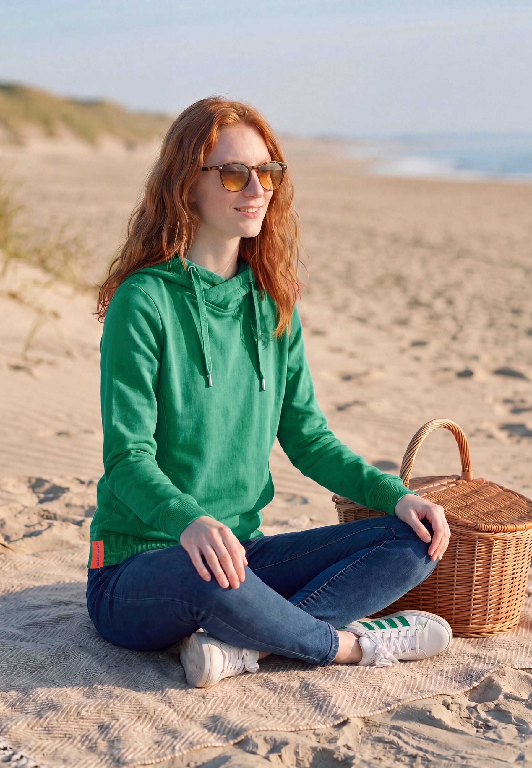 salzhaut Hoodie SÜNN Damen Tailliert salzhaut Kapuzenpullover – bequemer Fit und nordisch klares Design