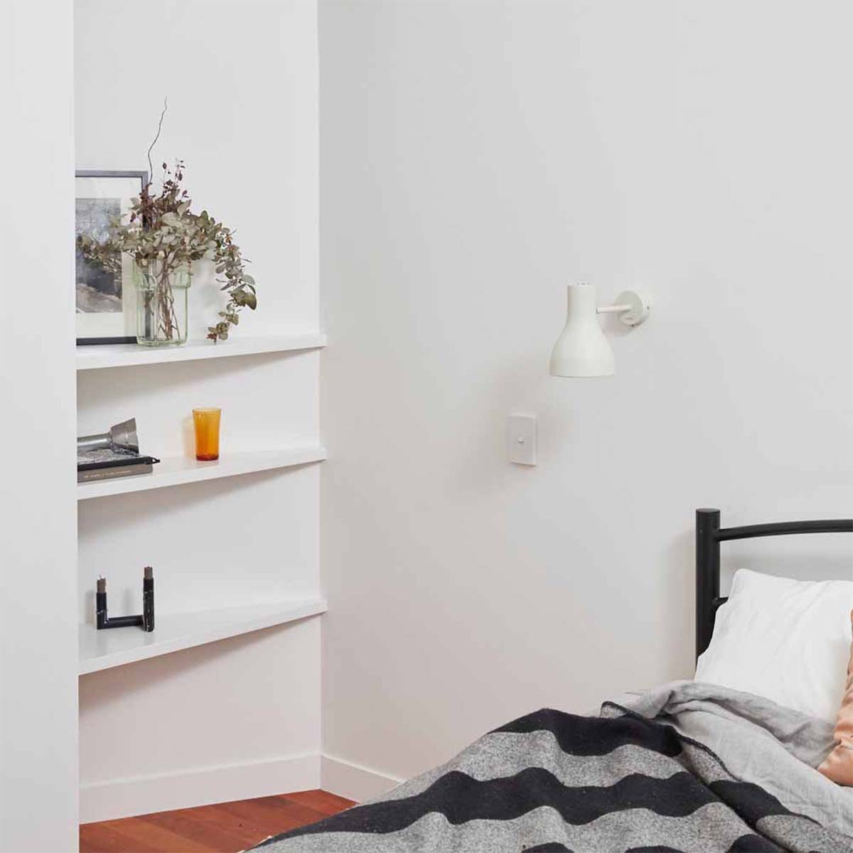Anglepoise Wandleuchte Type 75 Mini Wandleuchte, Ø: 13 cm, H: 15 cm, LED wechselbar, Schwenkbarer Schirm