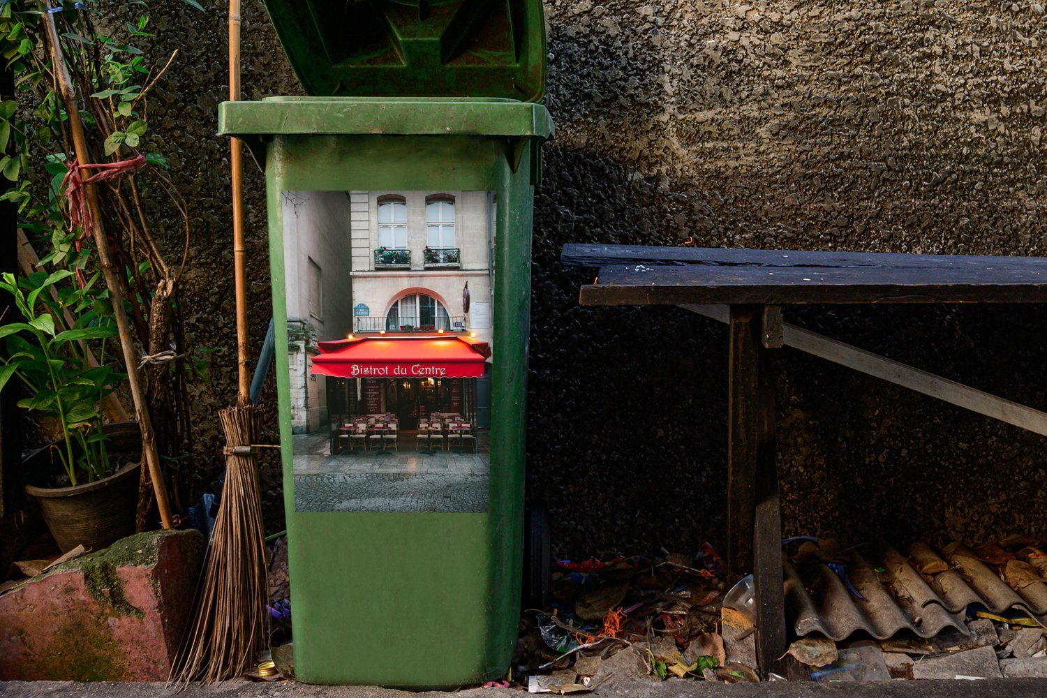 St), Mülltonne, Stadt MuchoWow (1 - Wandsticker Café Frankreich Mülleimer-aufkleber, - Container, Abfalbehälter Sticker,