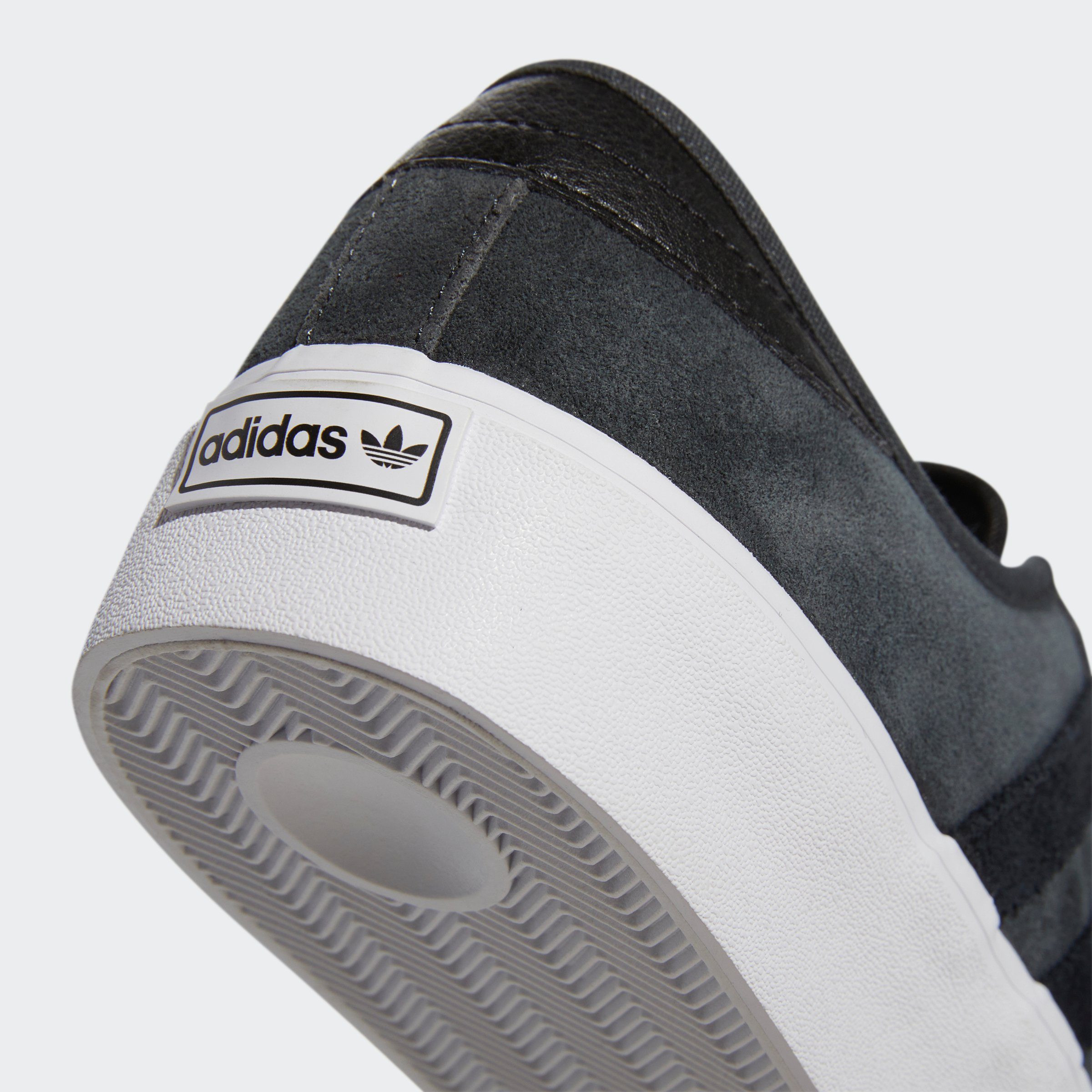 SEELEY Originals XT adidas Sneaker