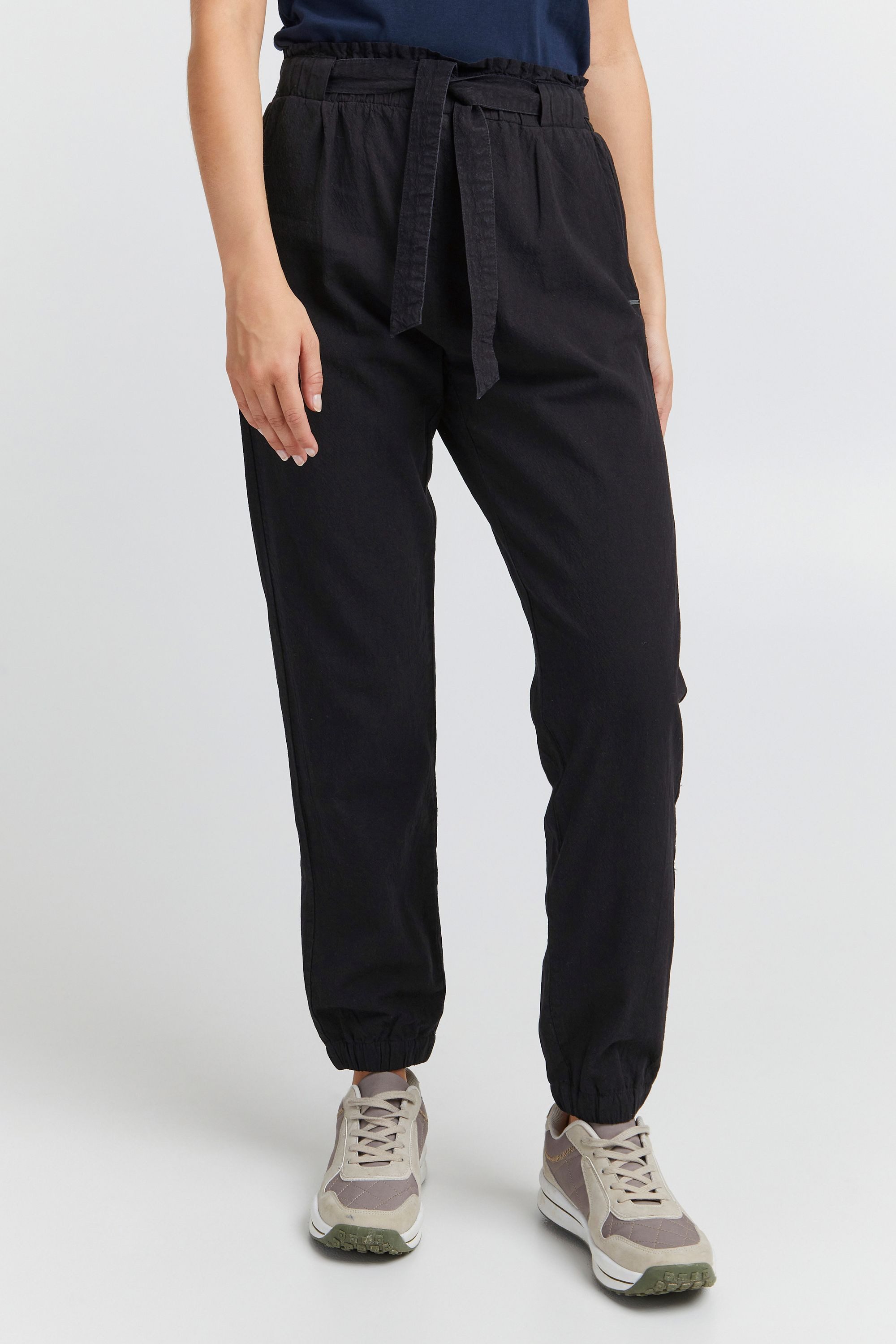 Stoffhose OXLennja