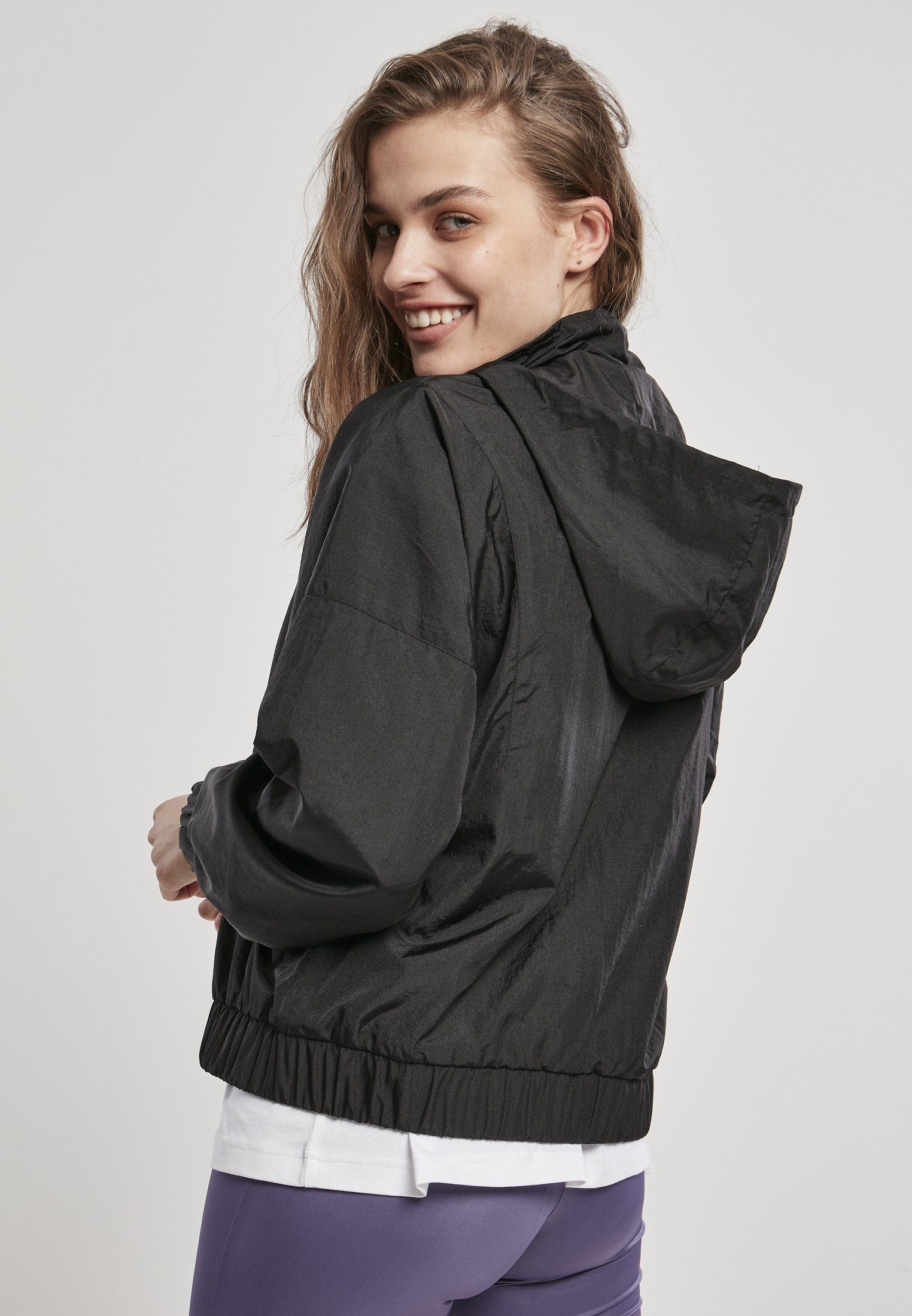URBAN CLASSICS black Ladies Frauen Shiny (1-St) Crinkle Oversized Nylon Outdoorjacke Jacket