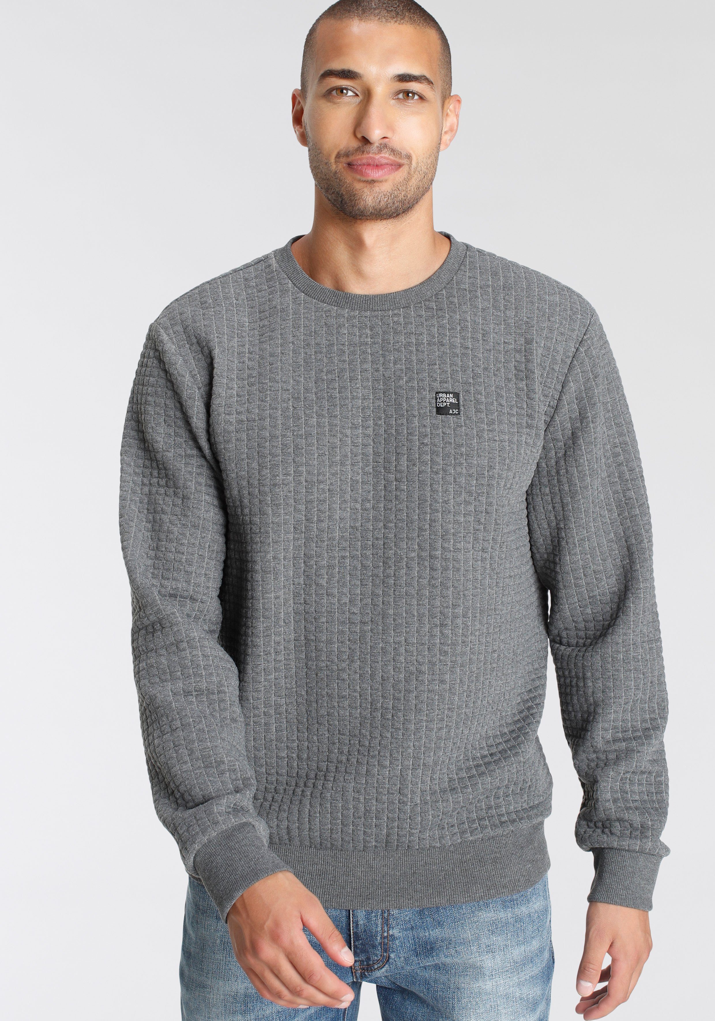 AJC Sweatshirt mit spezieller Materialstruktur und Logobadge anthrazit | Sweatshirts