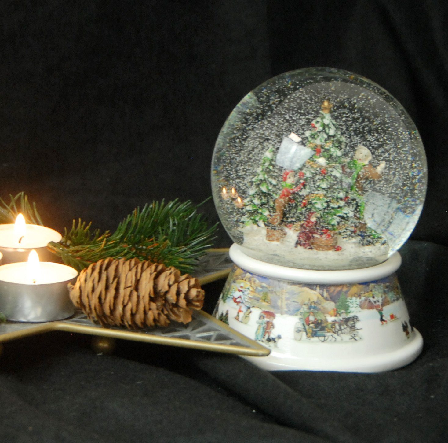 MINIUM-Collection Schneekugel Weihnachtsbaum schmücken Schneelandschaft mit Spieluhr 10cm Geschenke