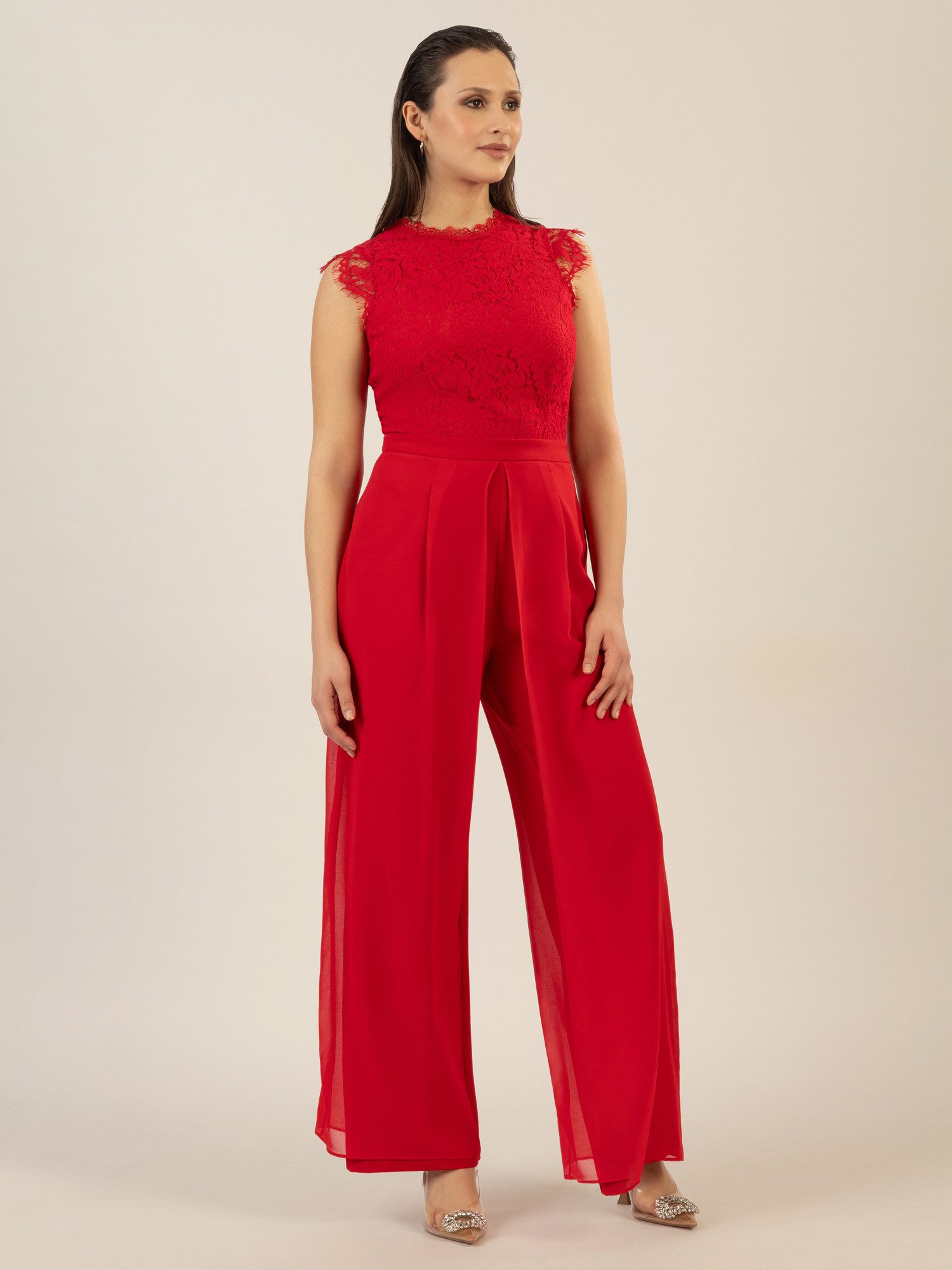 Apart Jumpsuit mit Spitzenoberteil günstig online kaufen
