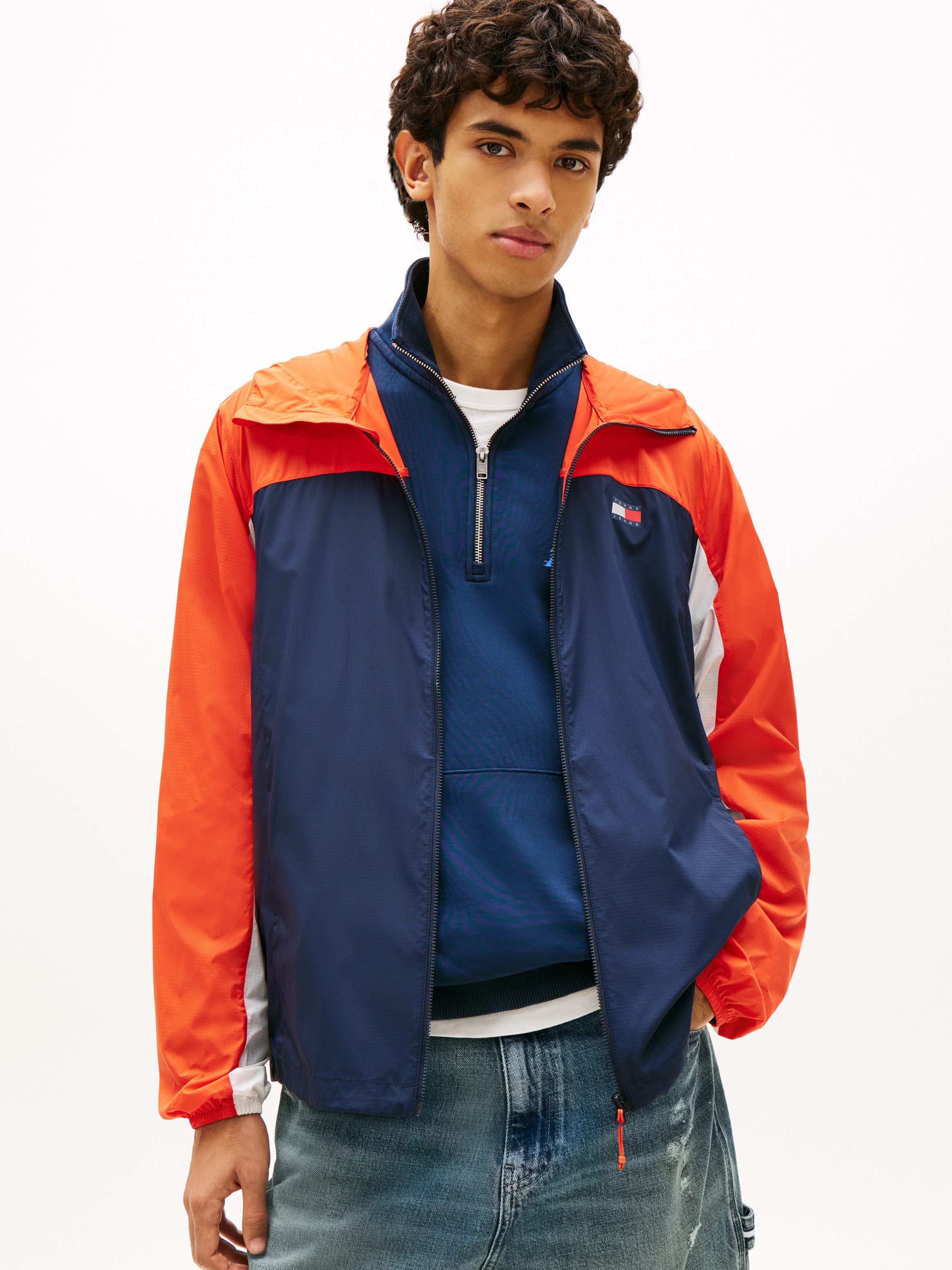 Tommy Jeans Outdoorjacke TJM OUTDOOR SHELL Windsheeter Windjacke Packable F günstig online kaufen