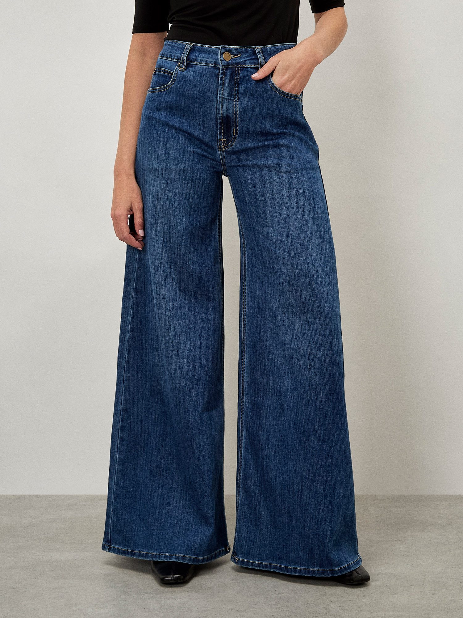 Apricot Weite Jeans High waist Jeans mit sehr weitem Bein