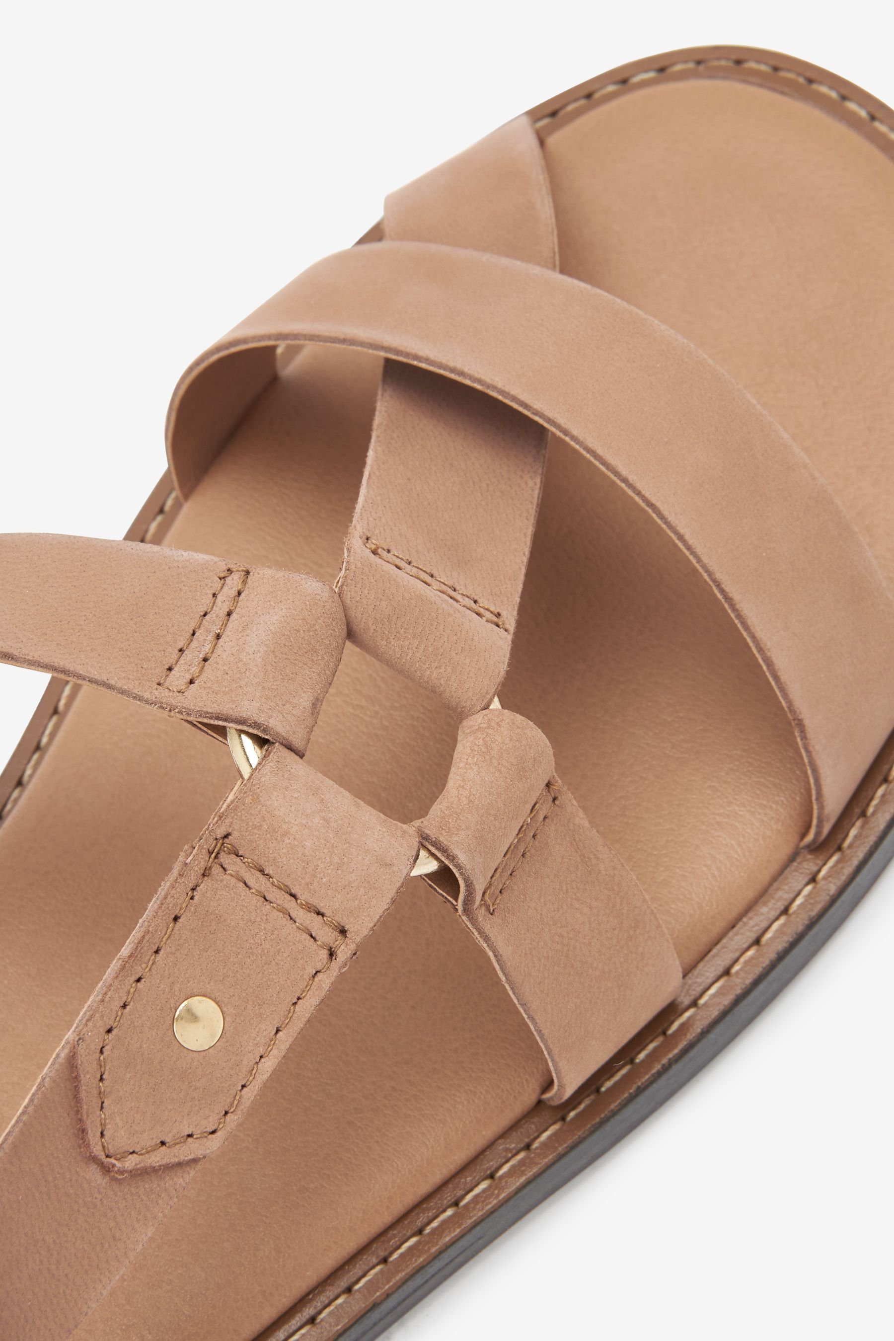 Next Forever Sandalen in Comfort® (1-tlg) asymmetrischem Sandale Tan Design Brown