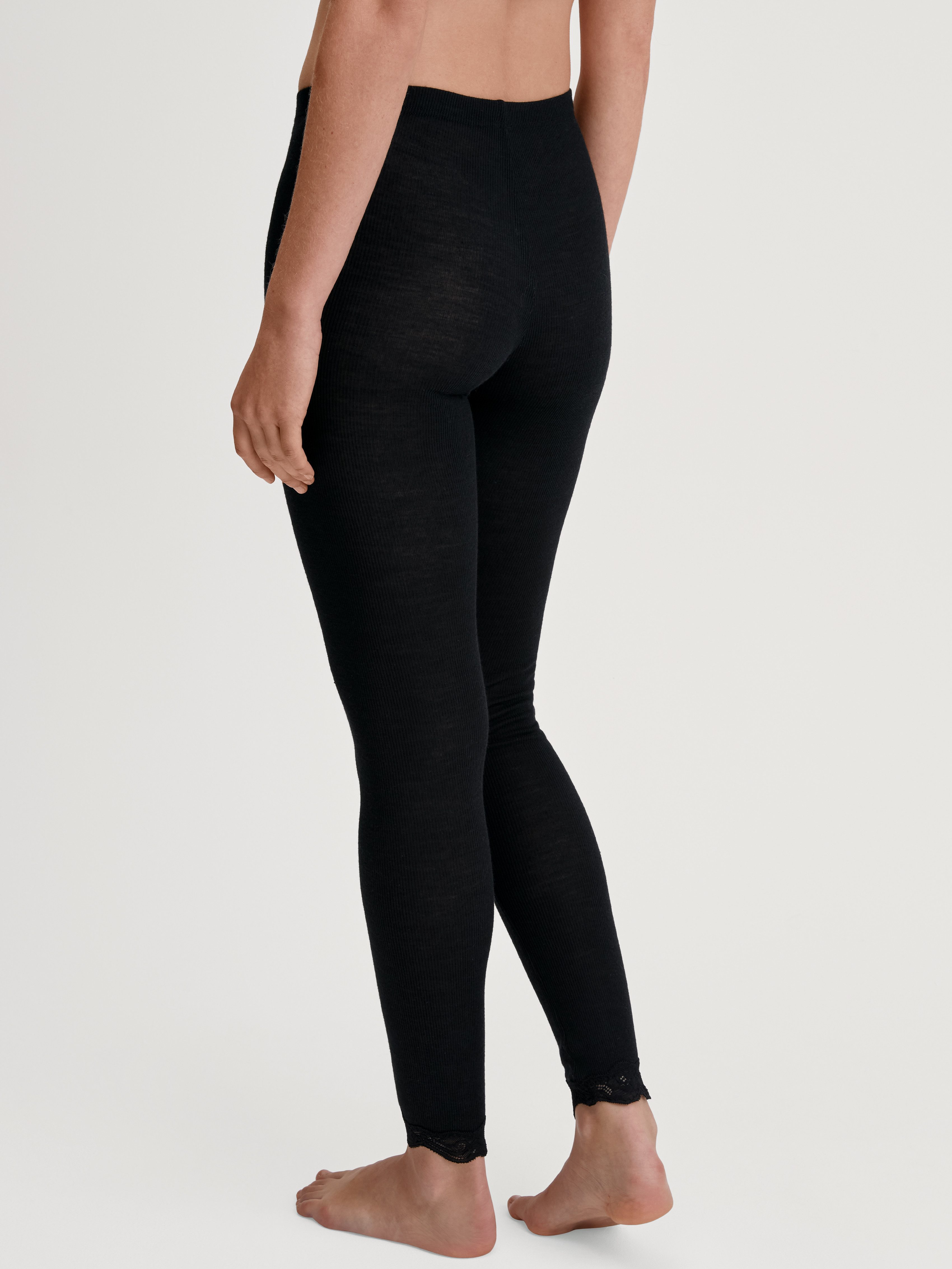 CALIDA Leggings Richesse Lace Spitzen-Details, elastisch, Feinripp-Qualität, wärmend, weich