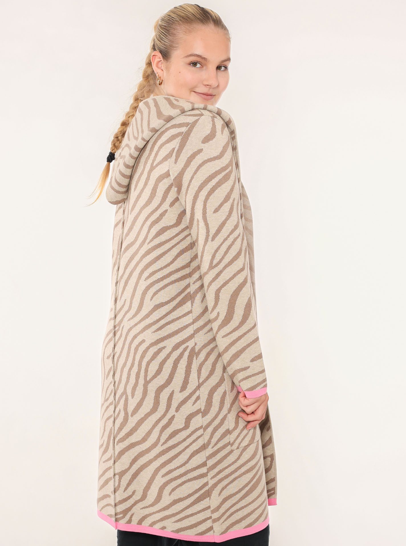 Zwillingsherz Strickjacke "Zebra" Animal-Muster, Kapuze, Langarm, Kontrast- günstig online kaufen