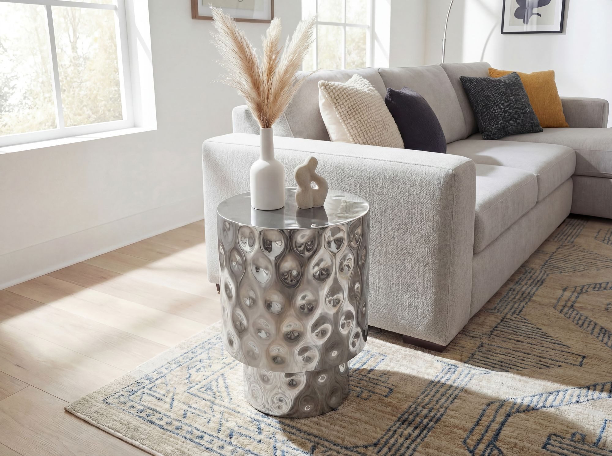 FINEBUY Beistelltisch FB77626 36cm Silber Sofatisch Wohnzimmertisch Couchtisch Hammerschlag (Extravaganter Tisch mit toller Struktur), Komplett aus robustem Alu – Bild 4 von 5