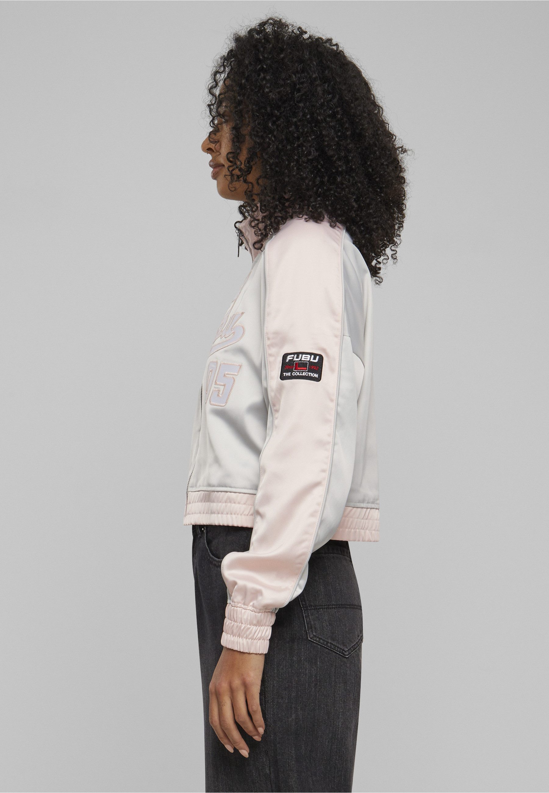 Fubu Allwetterjacke Fubu Damen FW221-012-1 Fubu Satin Track Transition Jacket (1-St)