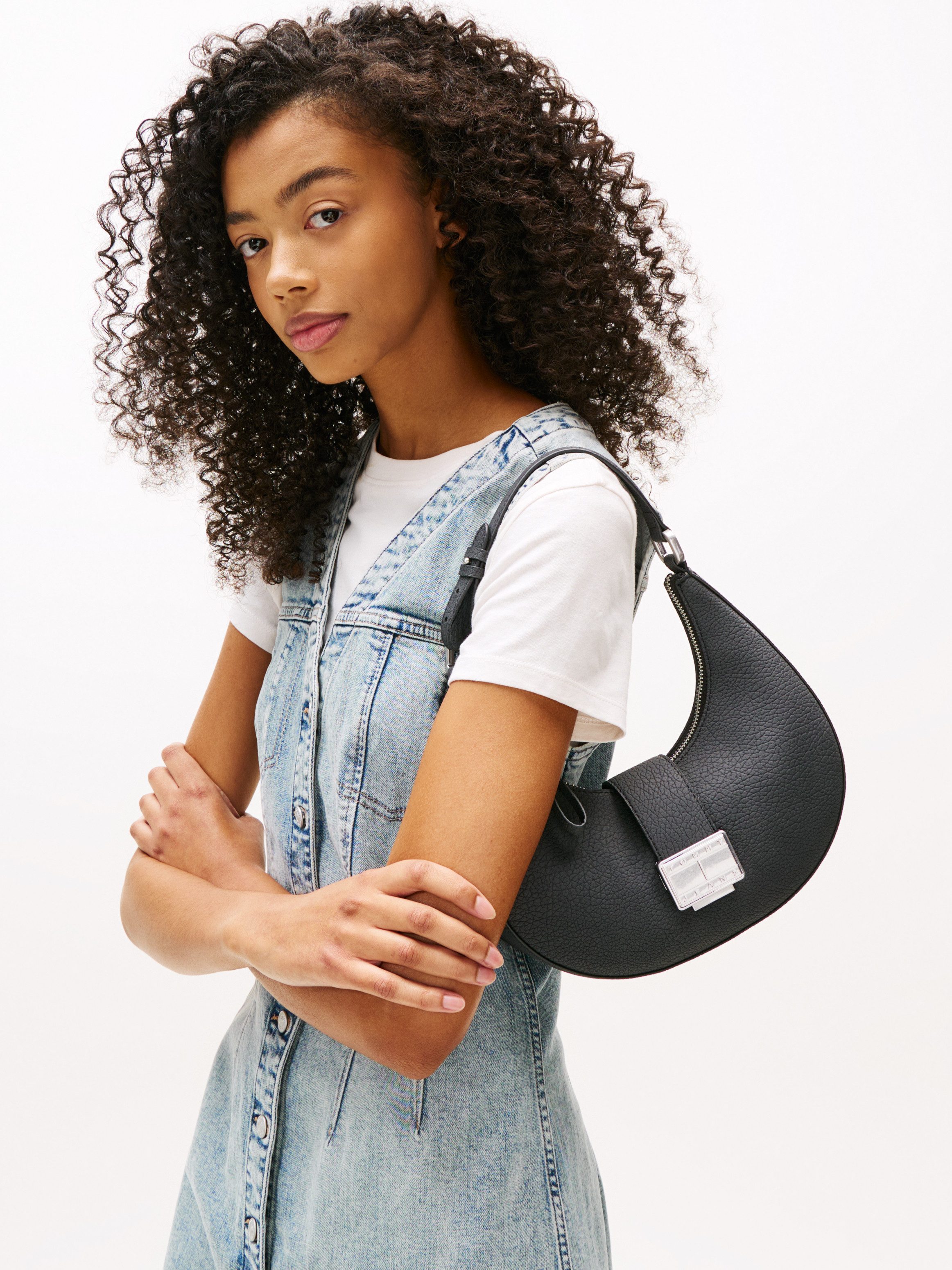 Tommy Jeans Schultertasche TJW CRUSH SHOULDER BAG, Damen Hobo, Umhängetasch günstig online kaufen
