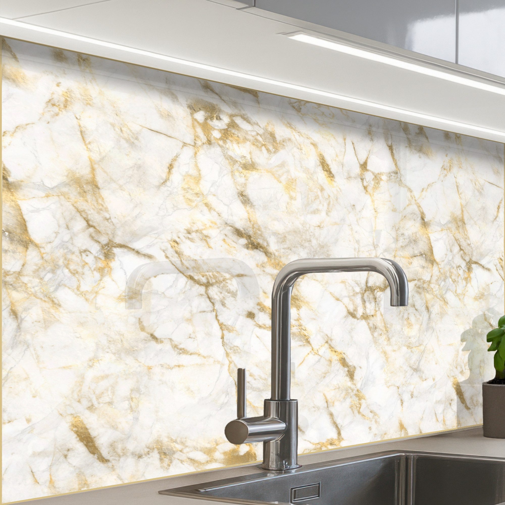 Gold - Licht - Maserung - Marmor