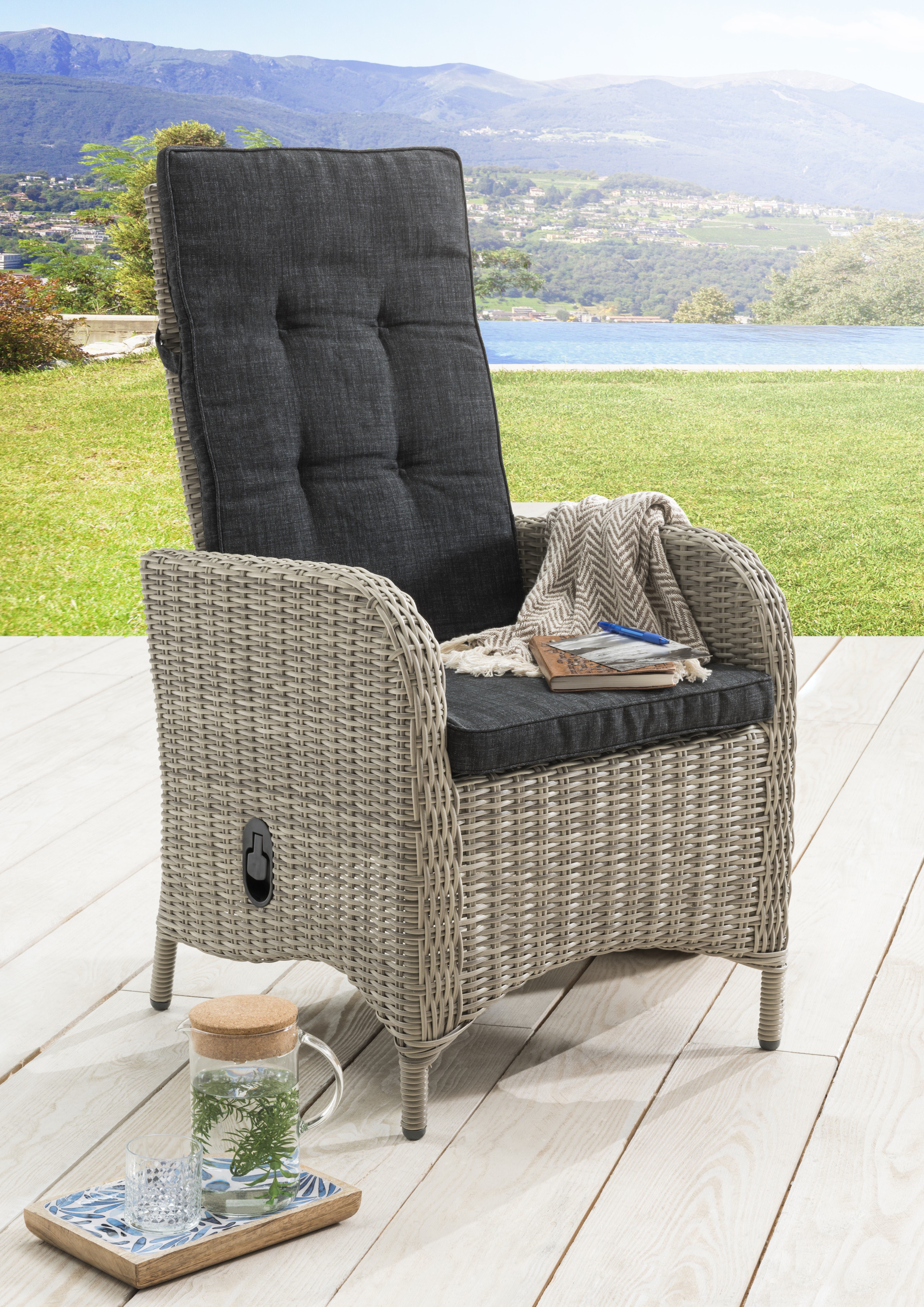Destiny Garten-Essgruppe PALMA LUNA 4 HL + Tisch Ø 100x75cm vintage weiß, (Set, 5-tlg., 4 HL stufenlos verstellb. inkl. Polster, 1 Tisch mt aufgel. Glasplatte), Aluminium, Polyrattan