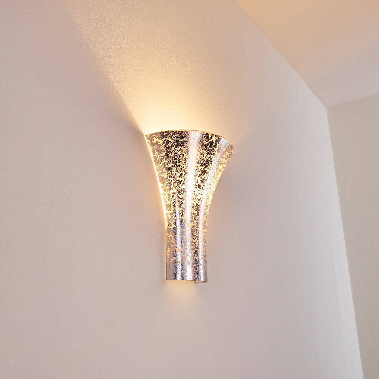 Wandleuchte moderne Leuchtmittel, aus der Innen mit hofstein in ohne »Auletta« Wandlampe an 1xE27, Metall/Glas Wand, Lichteffekt mit Silber, Lichtspiel