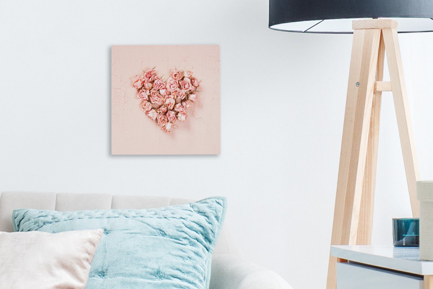 OneMillionCanvasses® Leinwandbild Herz - Blumen - Rosa, Fotodruck (1 St), Wandbild, Deko Schlafzimmer Wohnzimmer Flur 20x20 cm