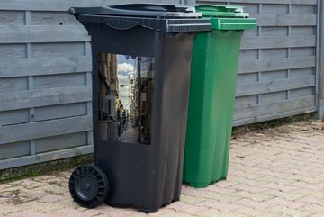 MuchoWow Wandsticker Kleine Gasse (1 St), Mülleimer-aufkleber, Mülltonne, Sticker, Container, Abfalbehälter