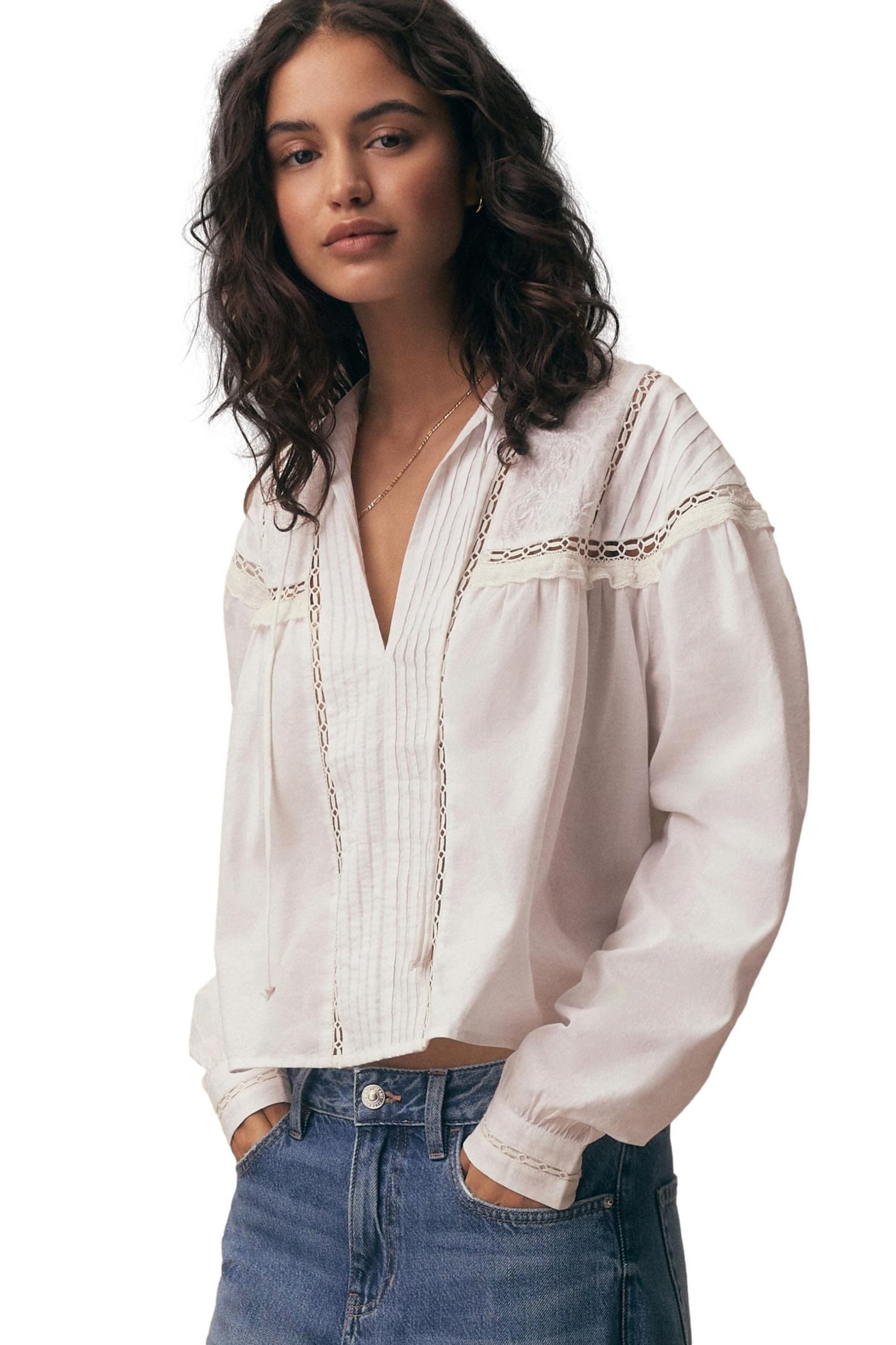 Next Langarmbluse Langarmbluse mit Biesen und Bindeausschnitt (1-tlg)