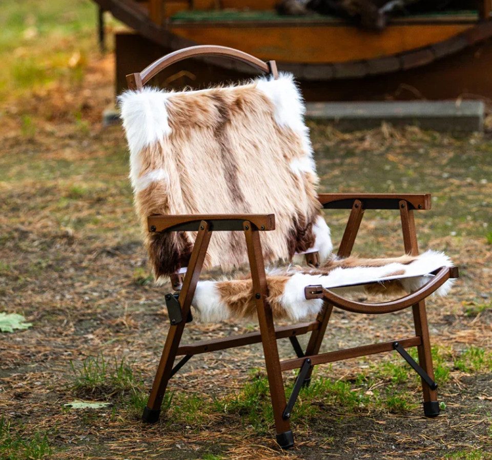 TSE Campingstuhl ANIFURRY Holz Campingstuhl Luxus mit Kunstfell klappbar Outdoor