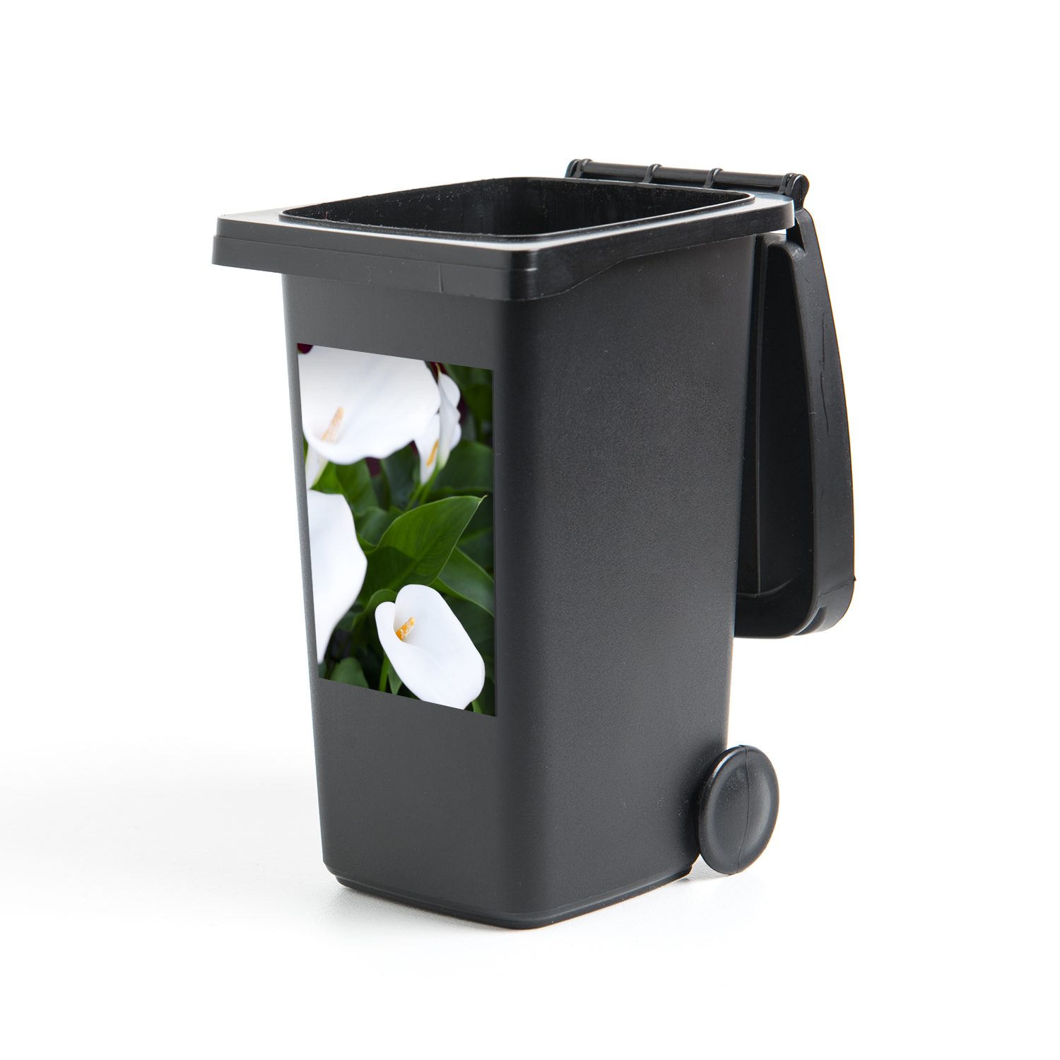 MuchoWow Wandsticker Weiße Calla-Blüten zwischen grünen Blättern (1 St), Mülleimer-aufkleber, Mülltonne, Sticker, Container, Abfalbehälter