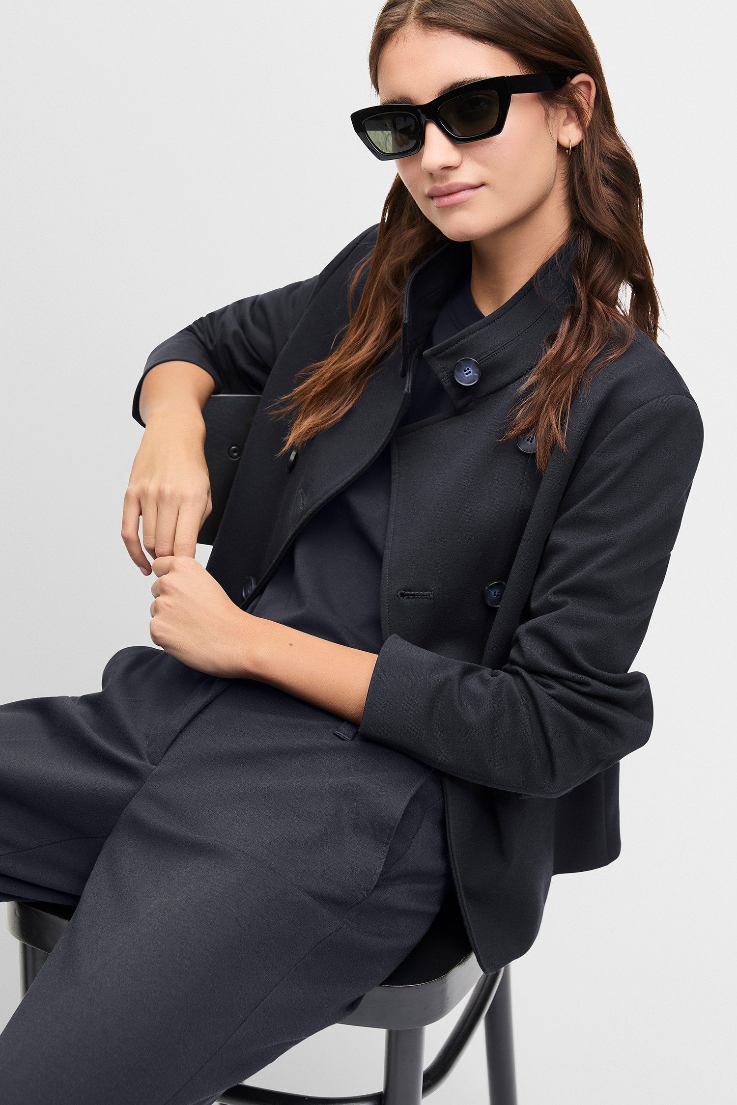 Cinque Kurzblazer CILOKO Stehkragen, taillierter Schnitt, elastischer Materialmix