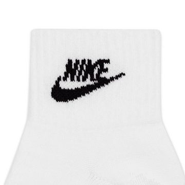 Nike Sportswear Socken EVERYDAY ESSENTIAL ANKLE SOCKS (3 Pair) (Set, 3-Paar)