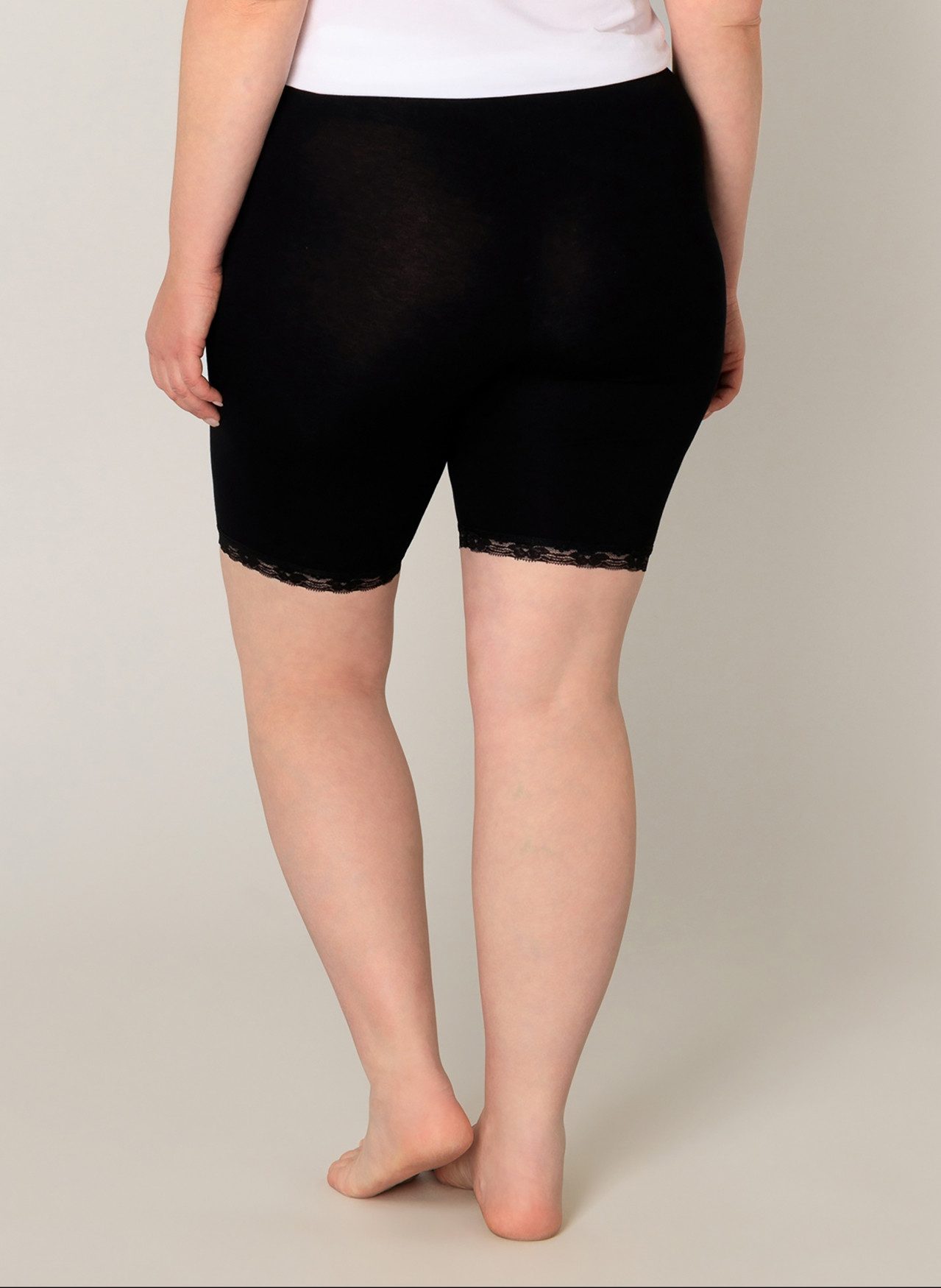 Base Level Curvy Radlerhose Ava mit Spitzenkante