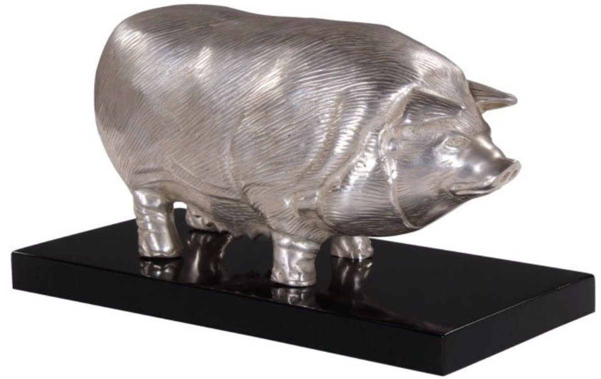 Casa Padrino Dekofigur Luxus Bronzefigur Schwein auf Holzsockel Silber / Schwarz 35 x 17 x H. 19 cm - Versilberte Deko Figur | Dekofiguren