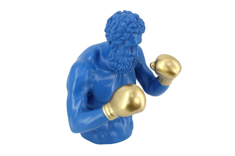 riess-ambiente Dekofigur BOXER 50cm blau/gold - Skulptur, einzigartig, handgefertigt, urban (Einzelartikel, 1 St), Moderne Skulptur - ideal als dekorativer Akzent auf Sideboard & Regal