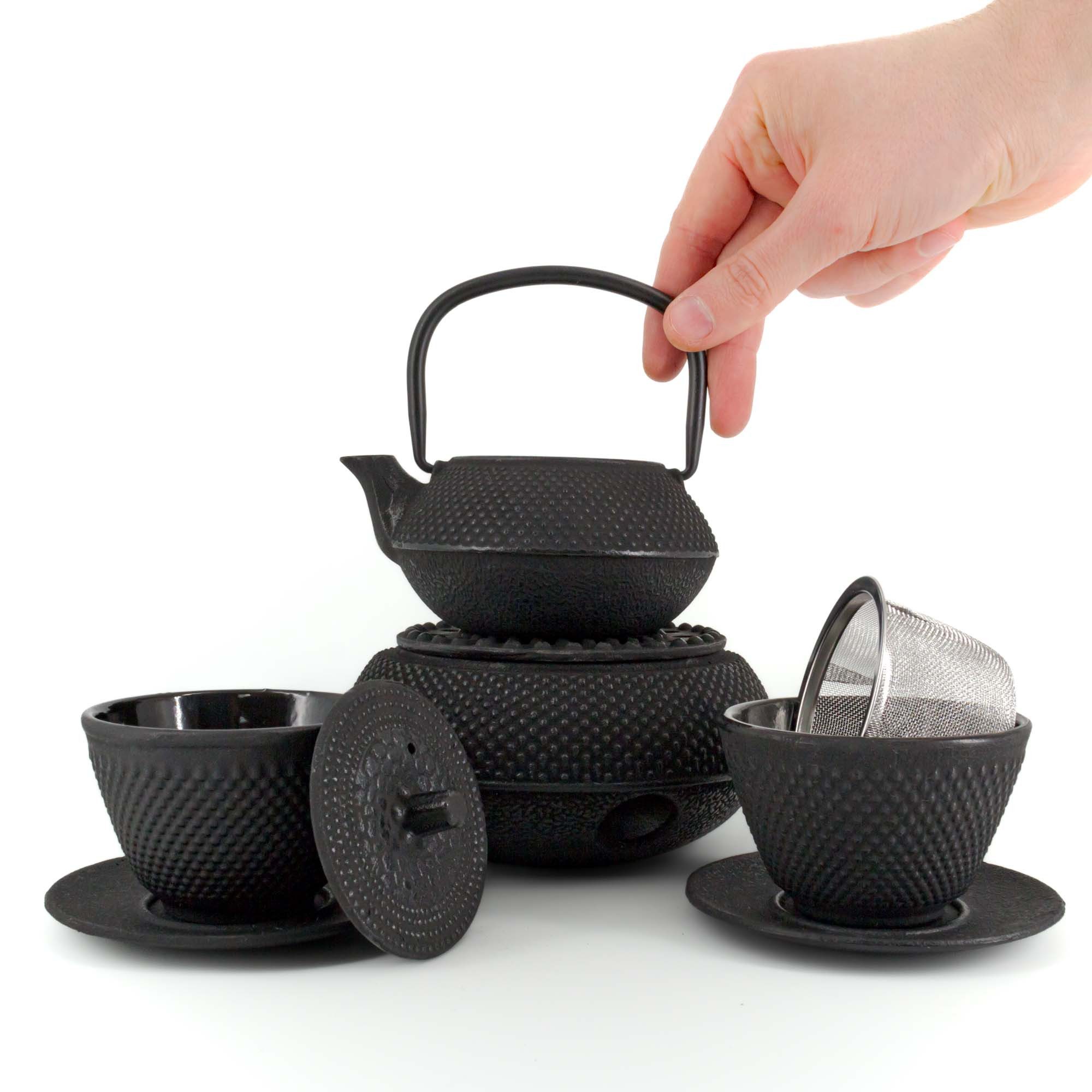 teayumi Teekanne ARARE Tetsubin Kombi-Set Gusseisenkanne 300 ml Schwarz, 0.3 l, (Kombi-Set, 8-teilig), mit herausnehmbaren Edelstahlsieb, mit Henkel