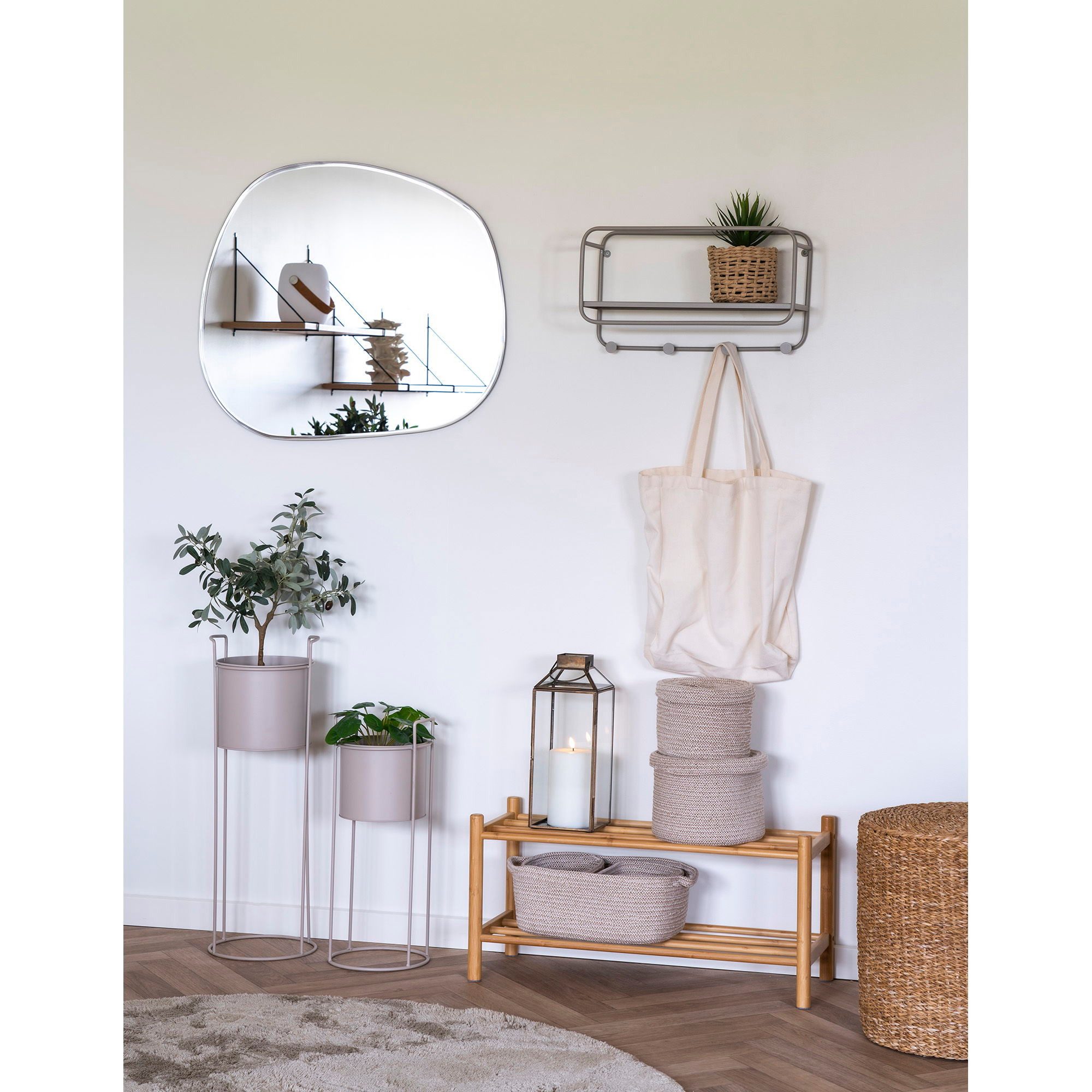 tinkaro Kleiderständer Feira Hutablage Stahl 45x15x25 cm Grau, (1 St), Platzsparendes Wandregal mit Ablage für Flure und Garderobenbereiche