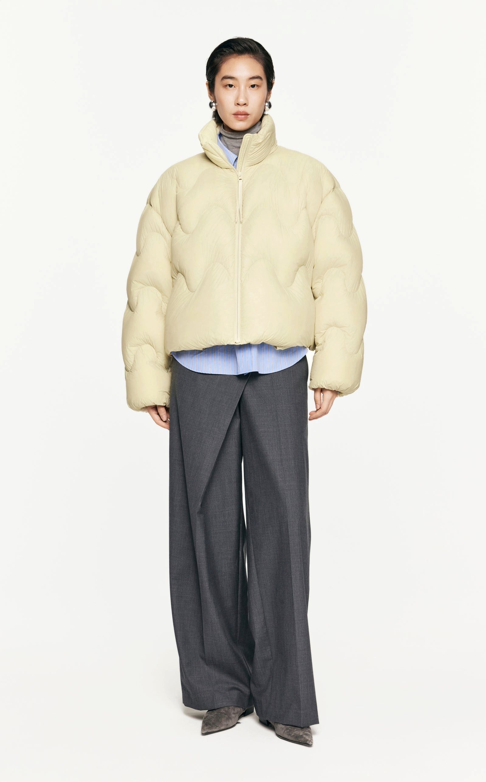 JNBY Daunenjacke Damen Boxy Daunenjacke mit Wellen-Steppung in Ecru