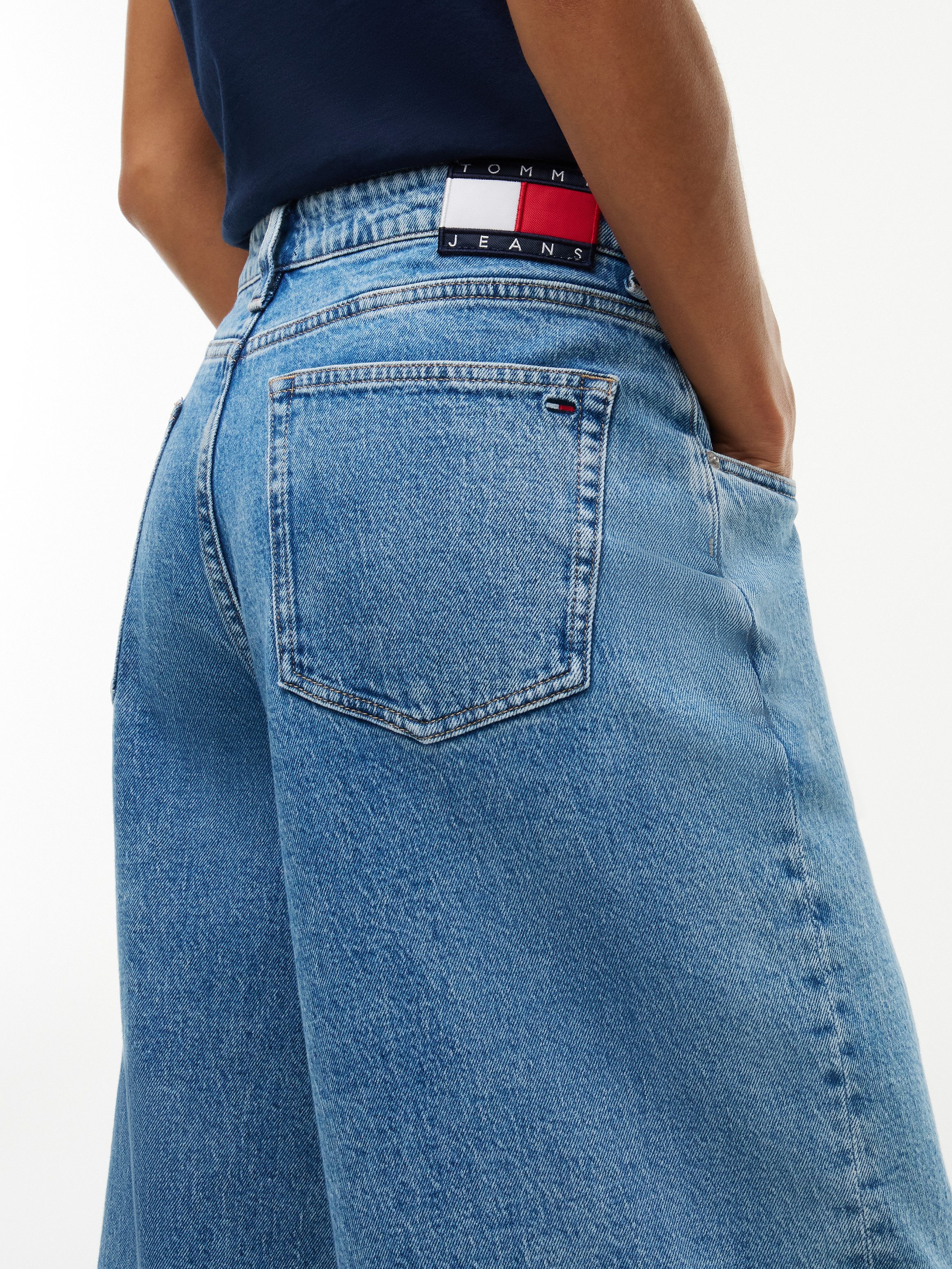 Tommy Jeans Loose-fit-Jeans DAISY LOW RISE LOOSE BJ4138 Baumwollmischung