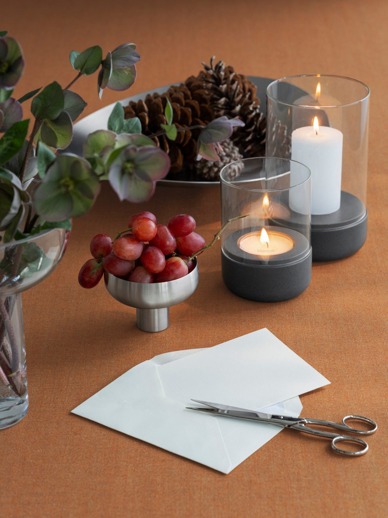 blomus Windlicht -CALMA- Glas Kerzenhalter, Stimmungslicht: modernes Deko-Design (SET, 1 St), Exklusive Betonoptik, Handgefertigt, Verschiedene Größen & Farben