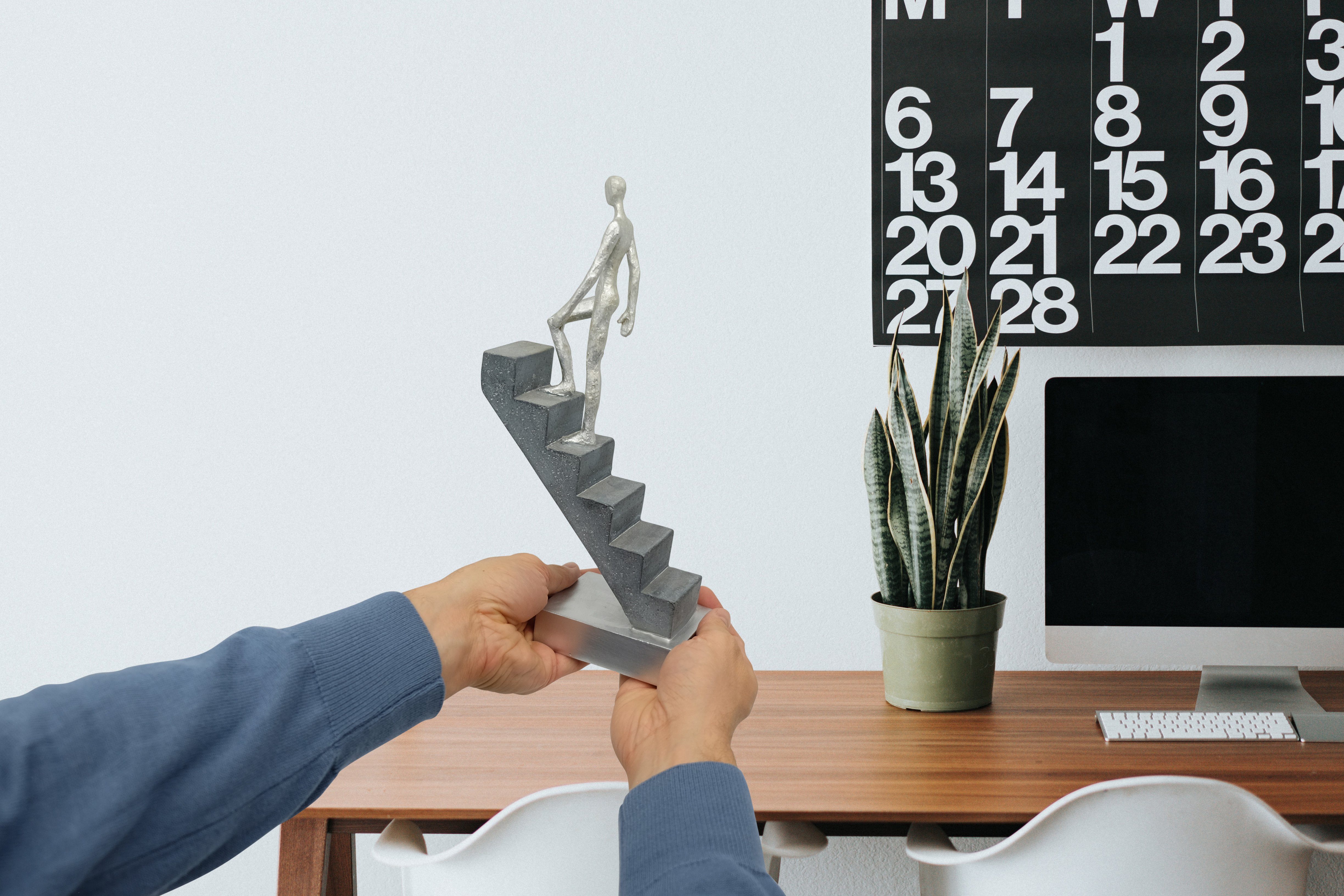 Feinknick Dekofigur Top of The Rock, Motivation & Symbol für Erfolg, handge günstig online kaufen