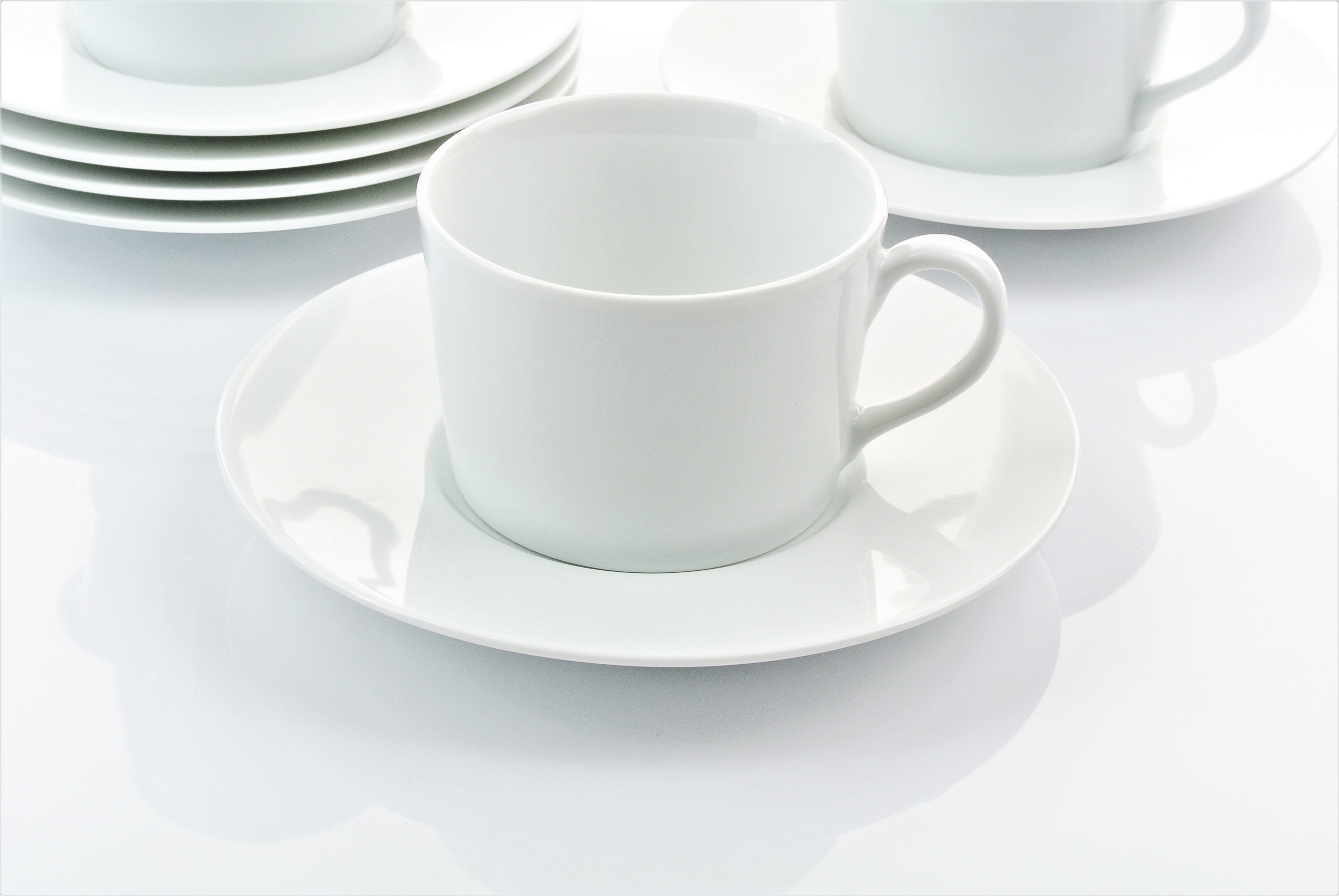 Retsch Arzberg Tasse Kaffeetasse HEIKE WEISS komplett mit Untertasse, Set 12tlg. Porzellan, 12-tlg., Porzellan, Frühstückstassen für 6 Personen, klassisches Design in weiss