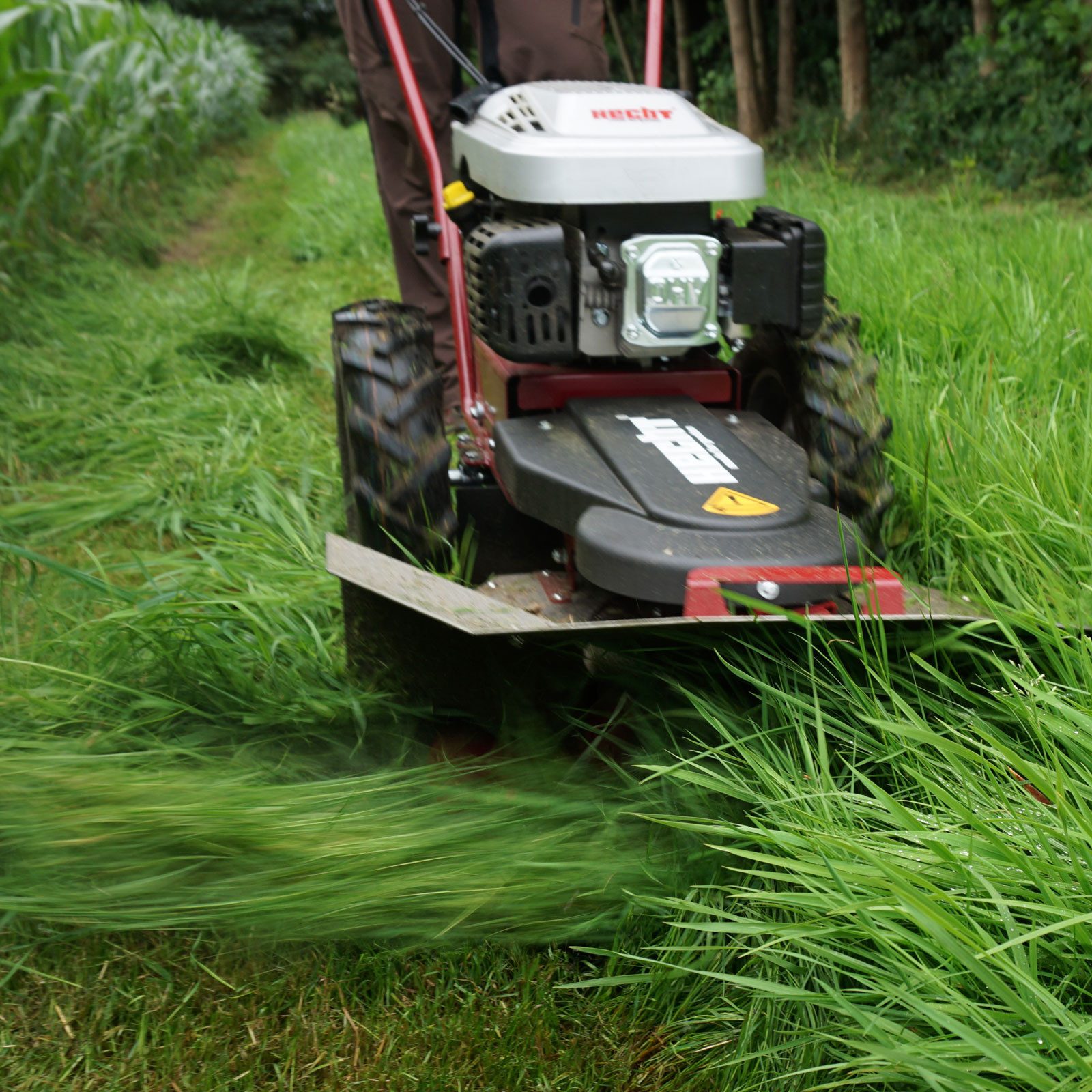 Hecht Hochgrasmäher Kreiselmäher 5060 mit Radantrieb 173 cm³, 60 cm Schnittbreite, 3400 U/min, 3km/h, höhenverstellbarer Lenkholm