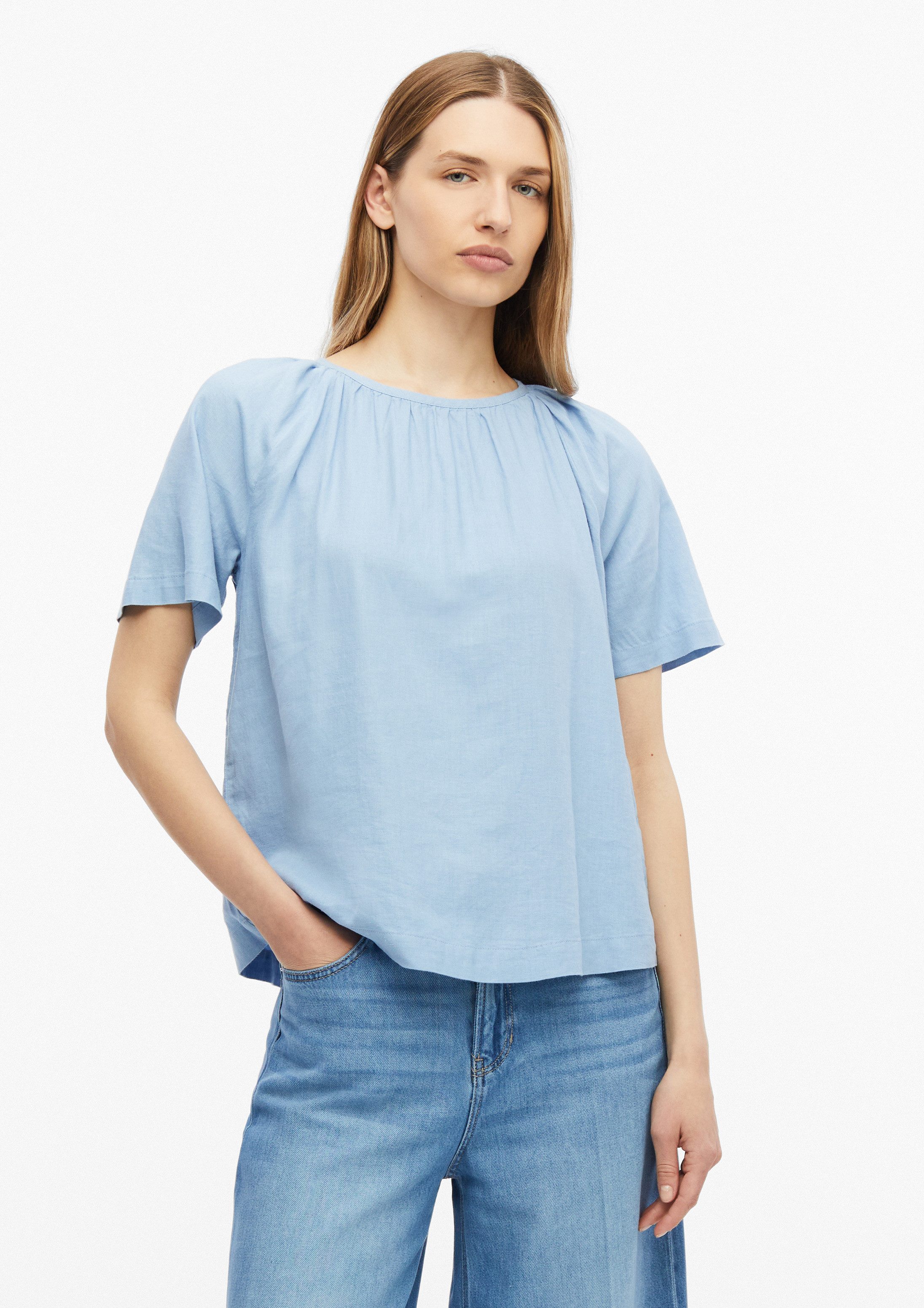 s.Oliver Kurzarmbluse Bluse Leinenmixbluse mit Schleifendetail am Rücken