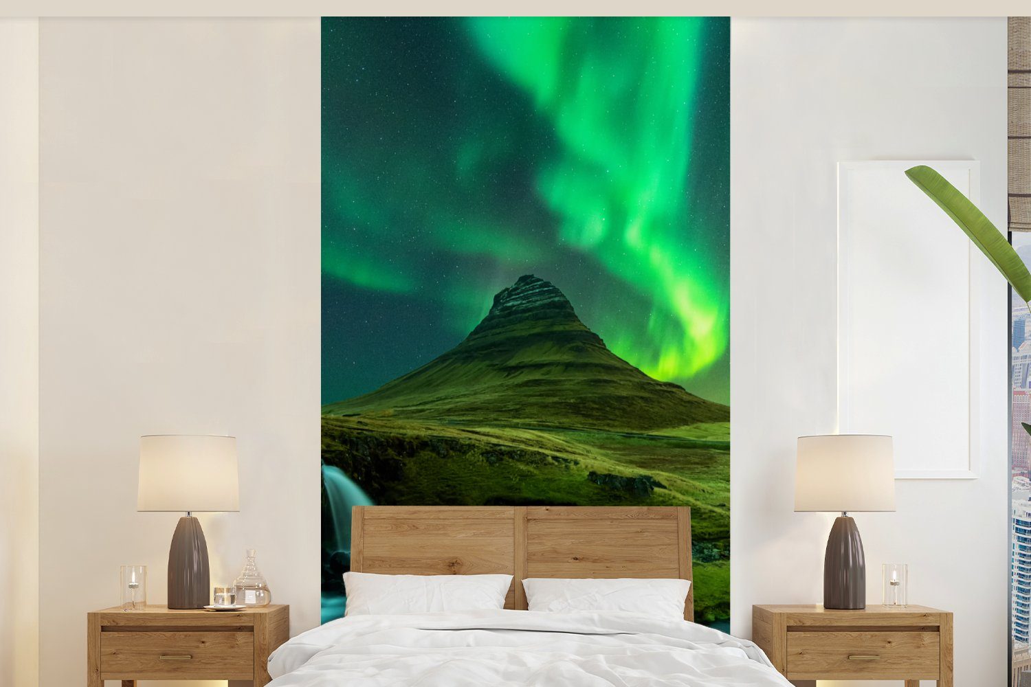 MuchoWow Fototapete Nordlichter - Wasserfall - Berg - Island, Matt, bedruckt, Vliestapete für Wohnzimmer Schlafzimmer Küche, Fototapete, 120x240 cm