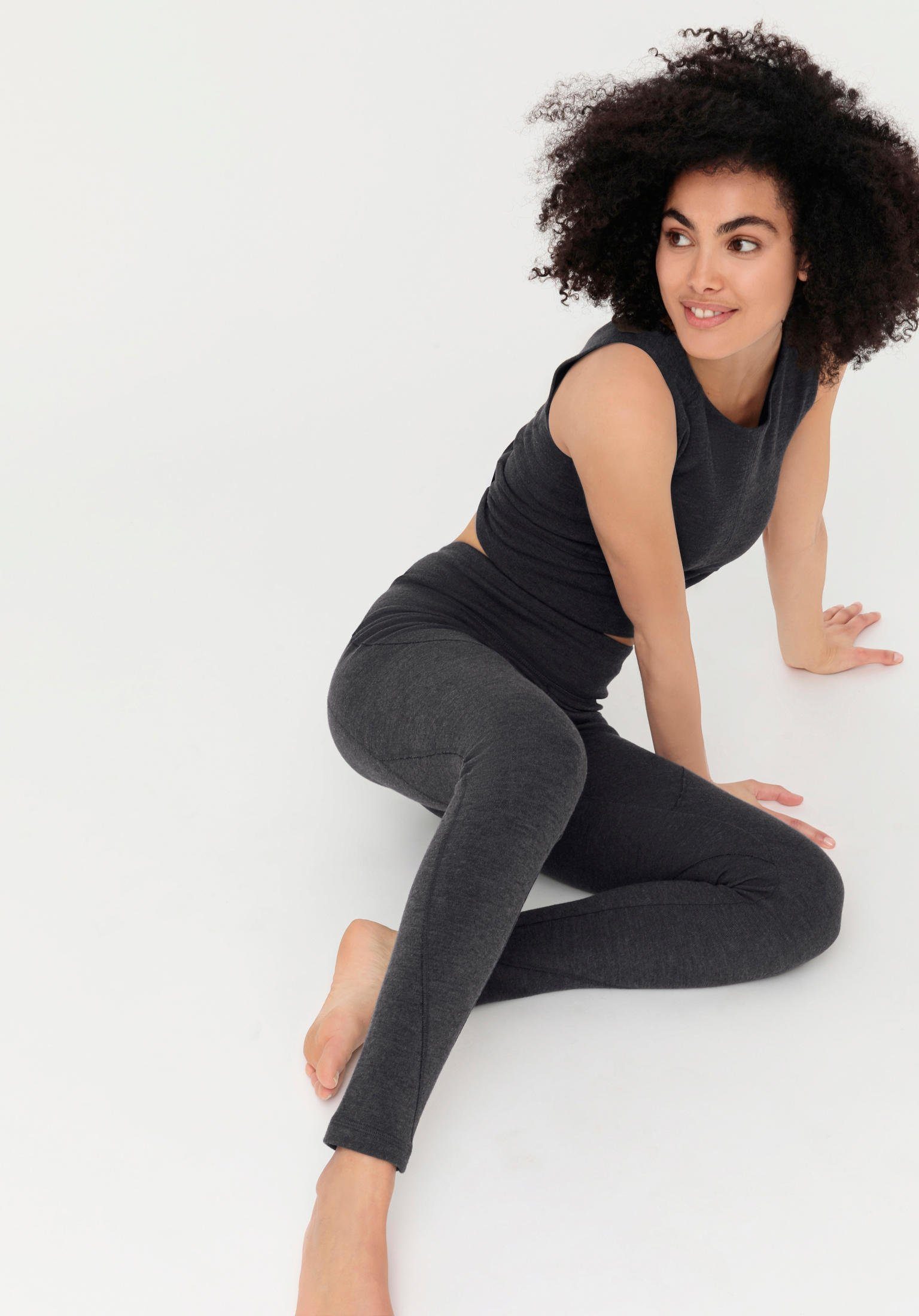 Hessnatur Leggings Funktionsleggings aus Bio-Merinowolle mit (1-tlg) anthrazit