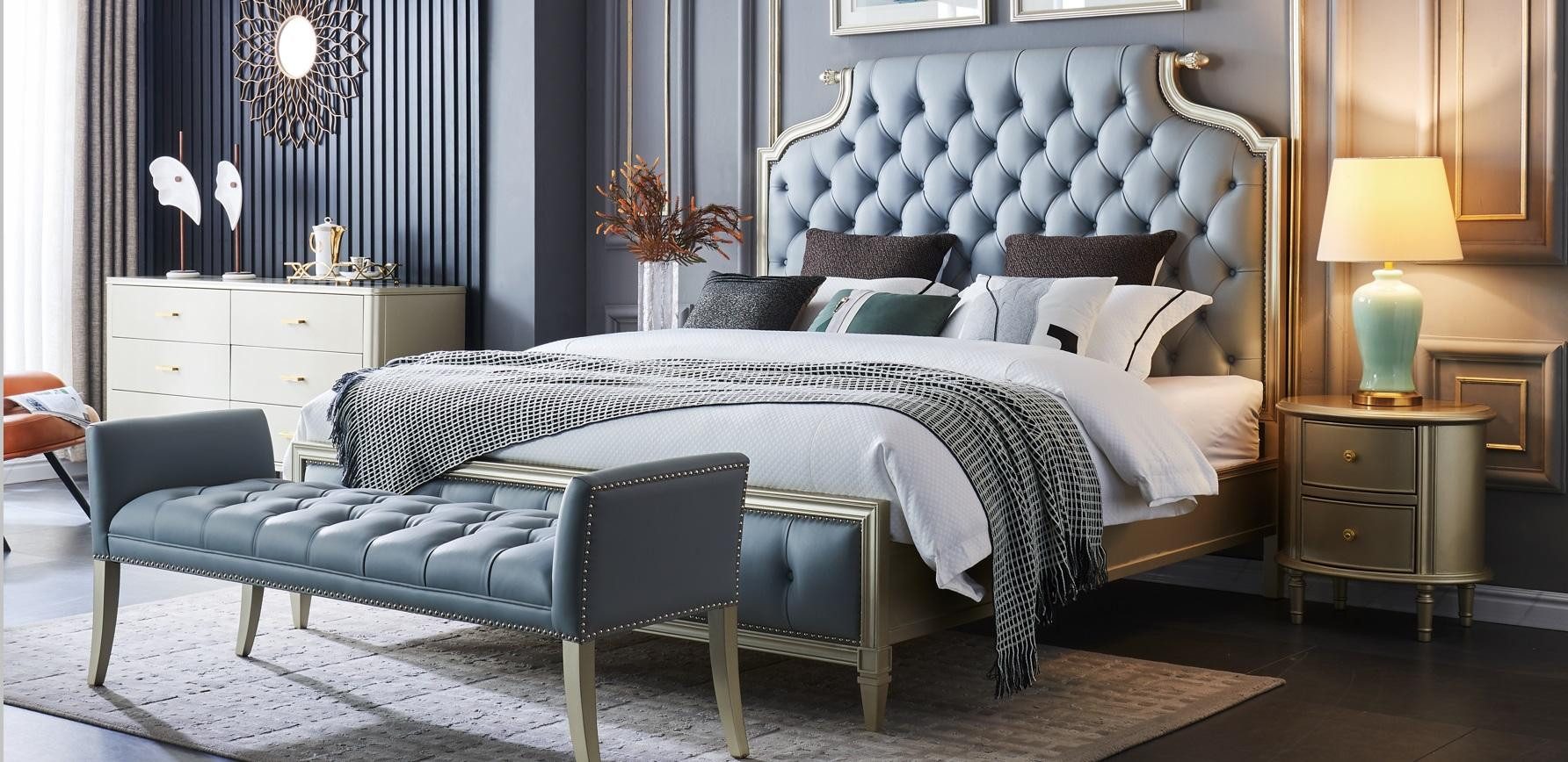 JVmoebel Bett Doppelbett Dubai aus Holz in Hellblau mit silbernen Füßen (1-tlg), Made in Europa