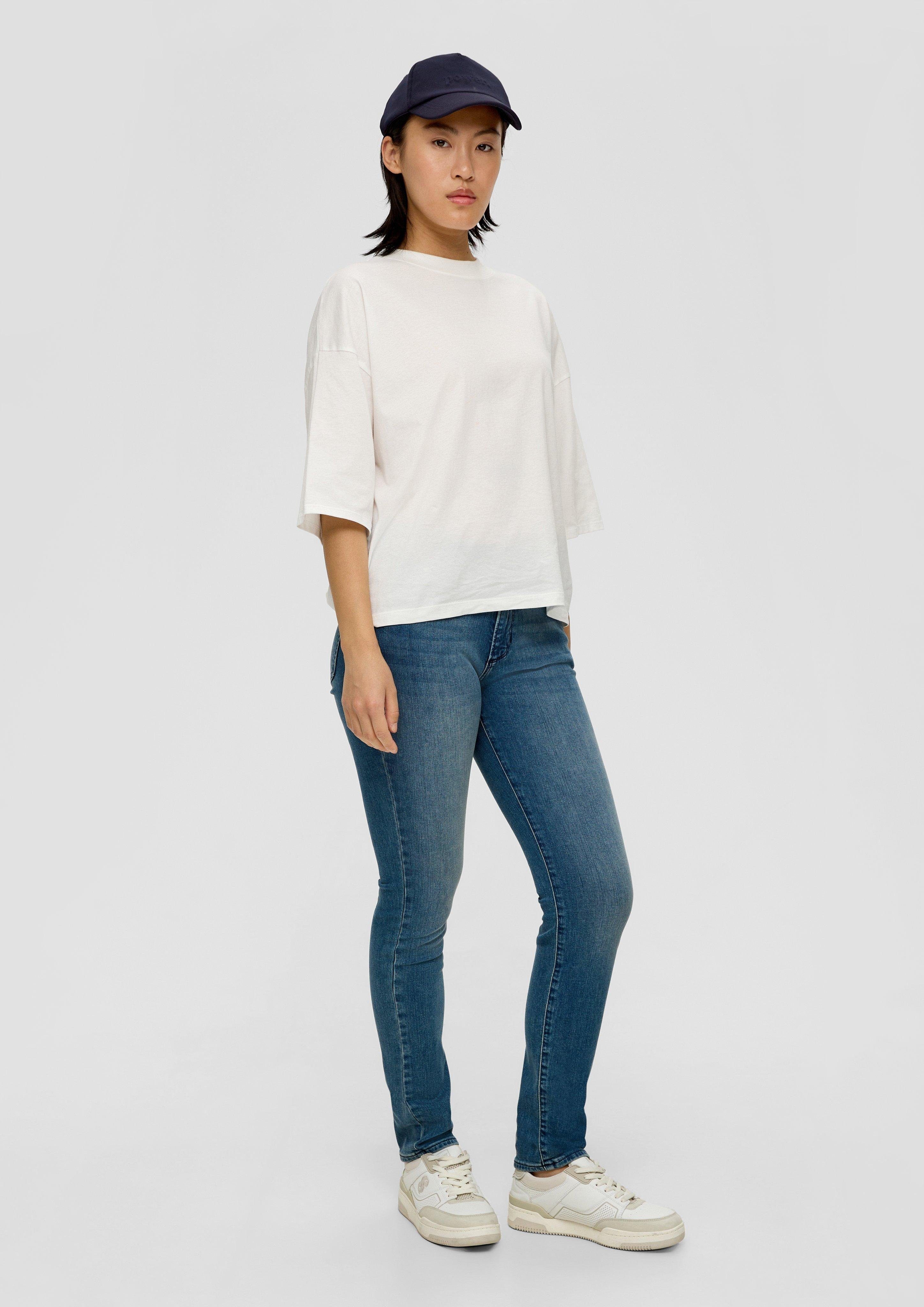 s.Oliver 5-Pocket-Jeans Jeans Betsy / Slim Fit / Mid Rise / Slim Leg / Baumwollstretch Nieten, Label-Patch blau