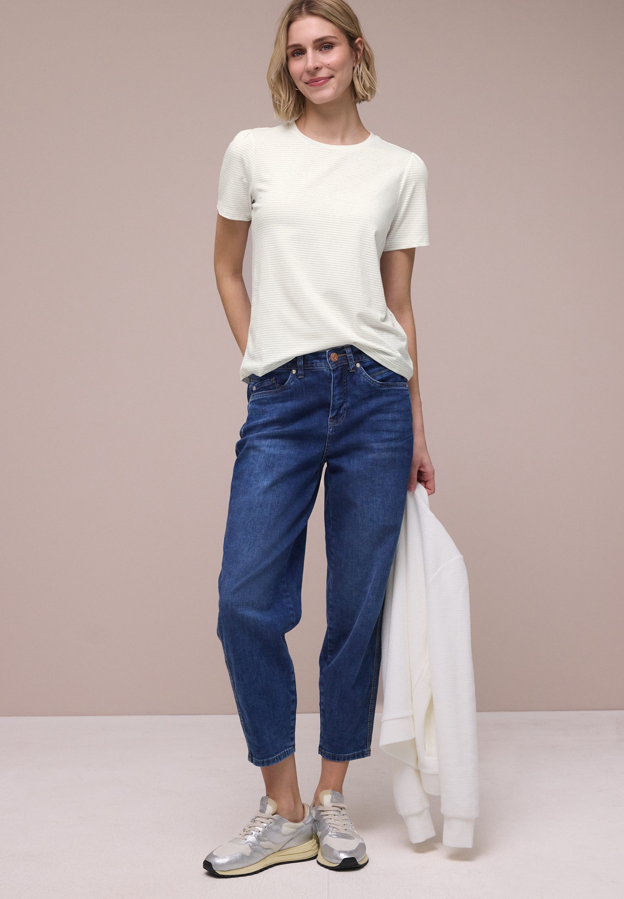 STREET ONE Kurzarmshirt Sommershirt mit Rundhals und Glitzerstreifen