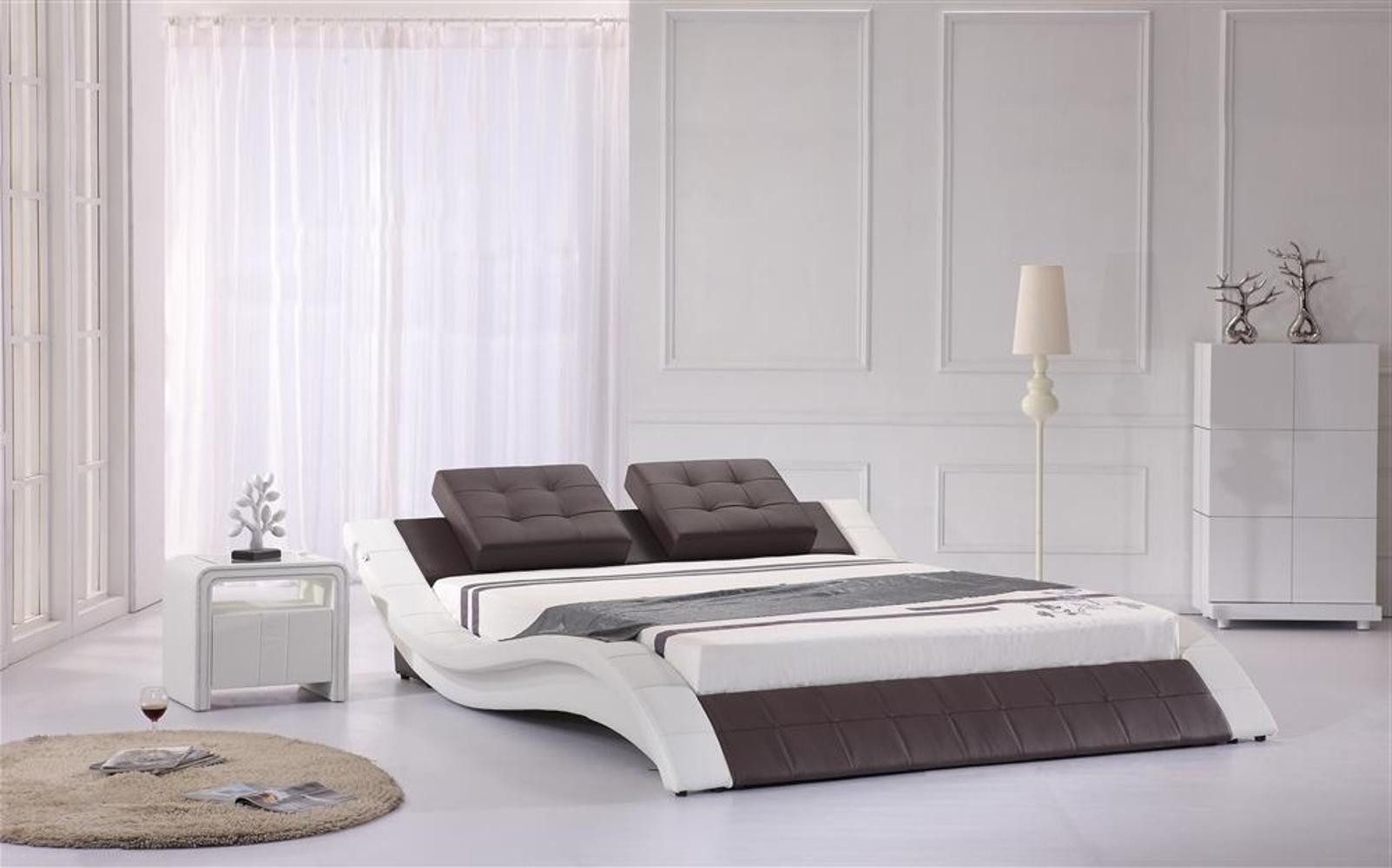 Xlmoebel Polsterbett Luxus Doppelbett aus Holz mit eleganter Lederoptik (Bett, 1-tlg., Bett), Hergestellt in Europa