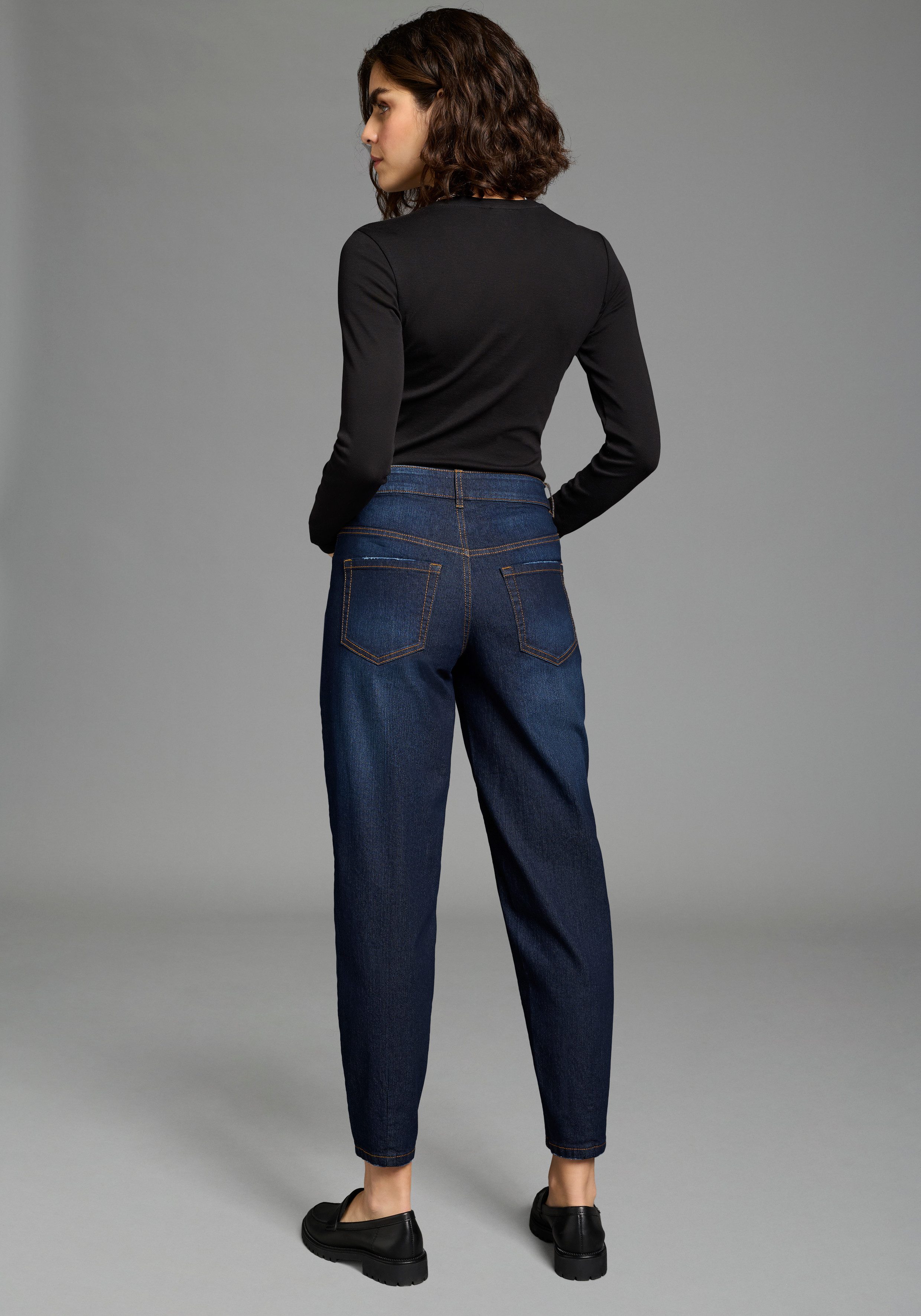 Arizona Comfort-fit-Jeans weite Beinform mit schmalem Abschluss, knöchellanger Schnitt