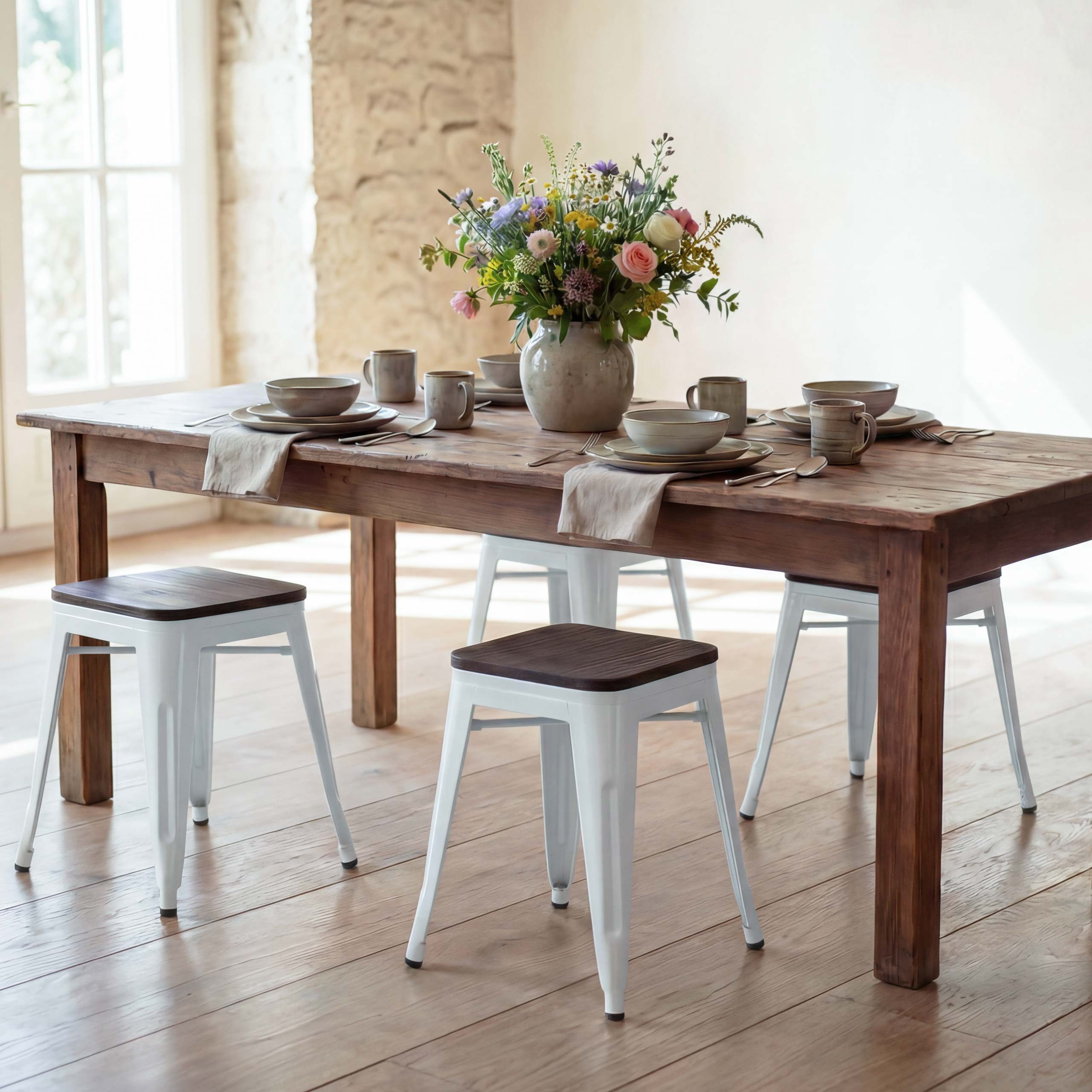 MCW Hocker MCW-A73-4 (Set, 4er), Stapelbar, bodenschonende Gummifüße, Querstreben für mehr Stabilität