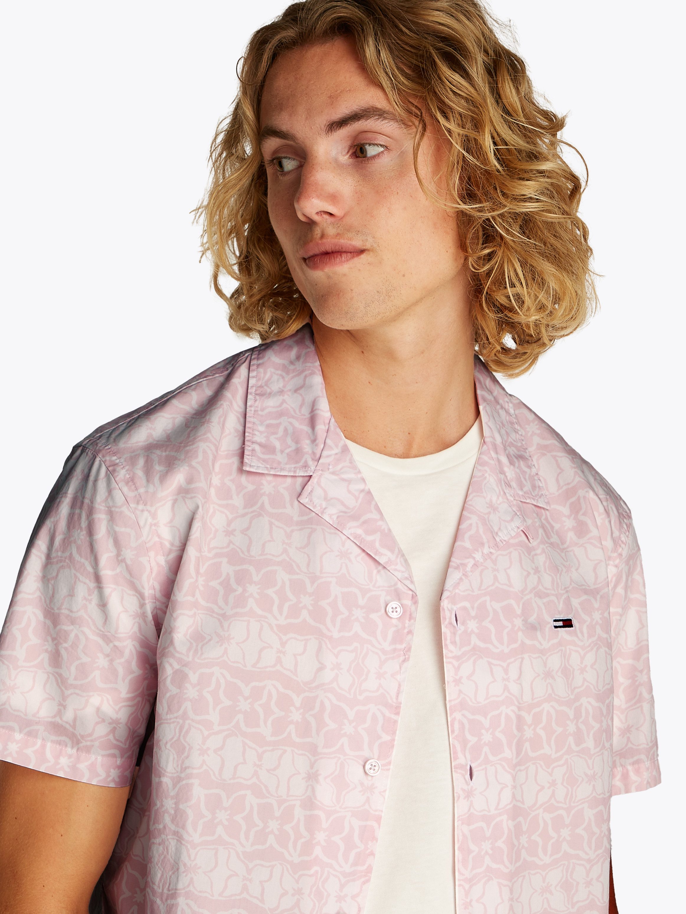 Tommy Jeans Kurzarmhemd TJM REG AOP günstig online kaufen