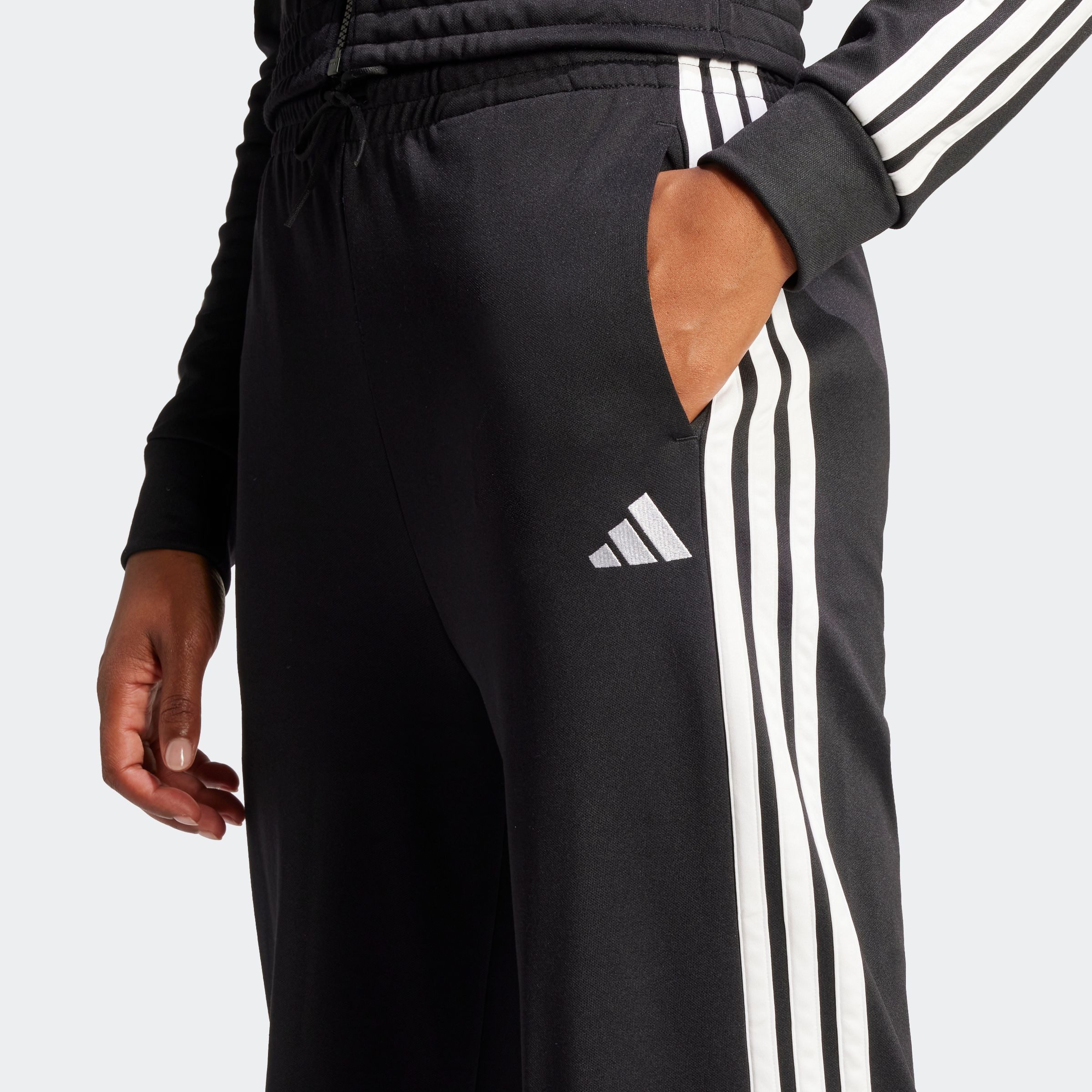 adidas Sportswear Trainingsanzug TEAMSPORT (2-tlg), Jacke schmal geschnitten; Hose regulär geschnitten, hoher Bund